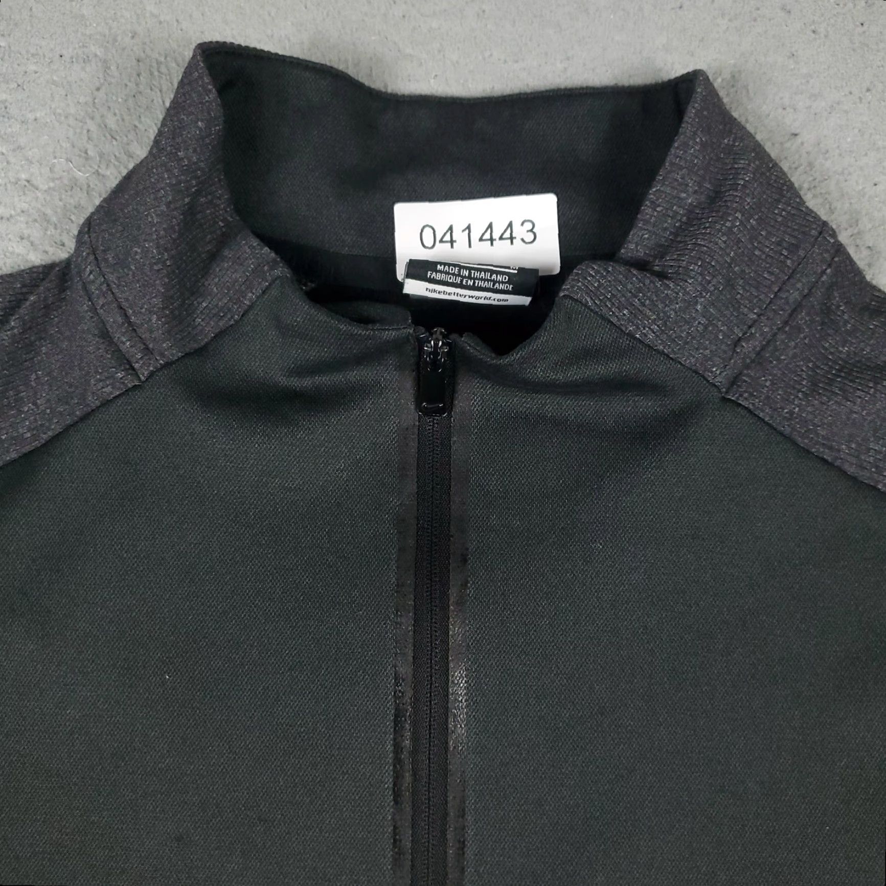 Nike Nike Sweatshirt Mens M Gray 1/4 Zip Pullover Dri Fit Swoosh Polyester Knit Logo Baseball Football Golf Gym & Training Nike Golf Mens Gray 2000s? Size US M / EU 48-50 / 2 - 2 Thumbnail