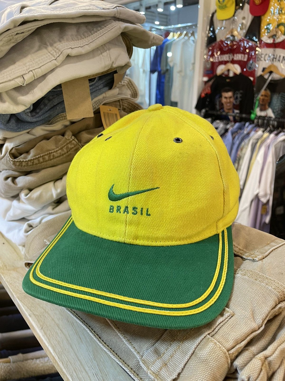 Nike Vintage Brazill Football Cap Size ONE SIZE - 1 Thumbnail