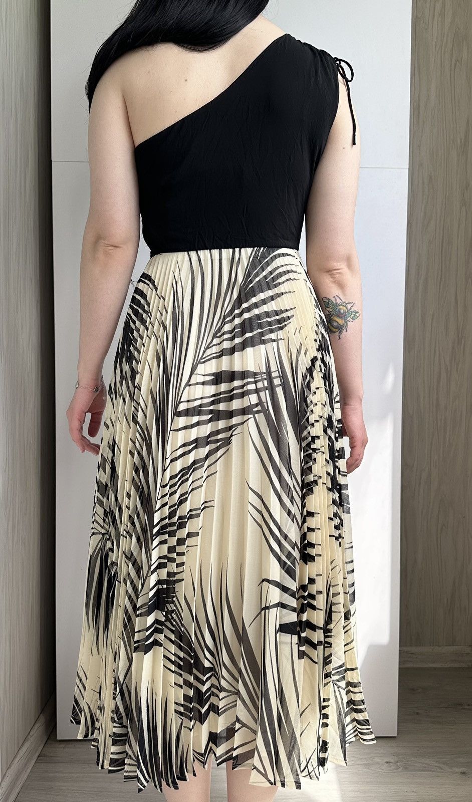 Max Mara Max Mara Studio One-Shoulder Pleated Palm Print Midi Dress Size M / US 6-8 / IT 42-44 - 5 Thumbnail