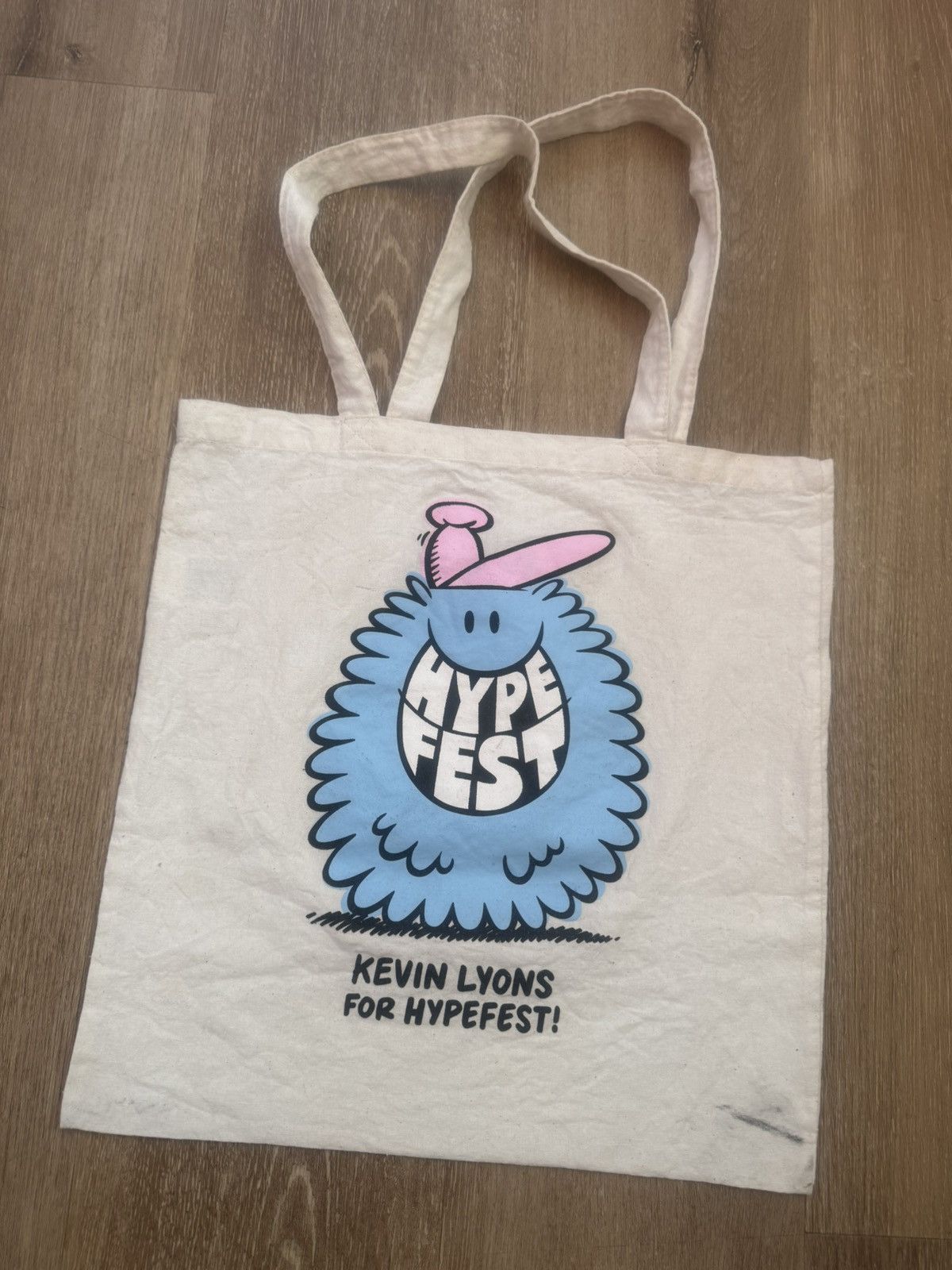 Hypebeast Hypefest x Kevin Lyons 2018 Official Comic Tote Blue/Pink Size ONE SIZE - 1 Thumbnail