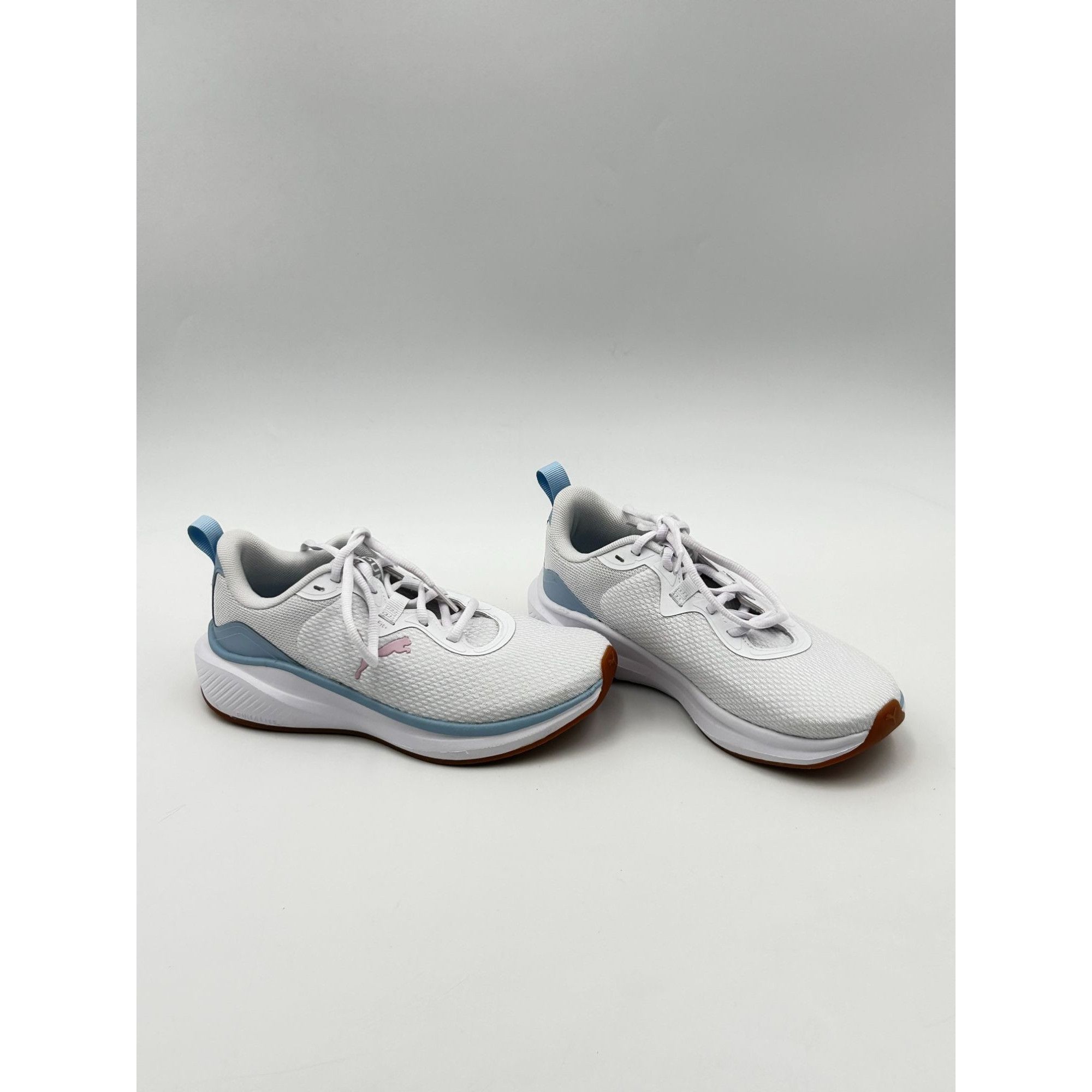 Other Puma Skyrocket Womens 6 White Athletic Sneakers Lace Up Trai Size US 6 / IT 36 - 5 Thumbnail