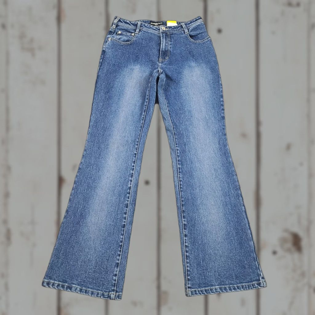 Express VINTAGE Express Women's Flare Jeans Medium Wash 28x33 Stretch 12 Denim Low Rise Girls Size 34" / US 12 / IT 48 - 1 Thumbnail