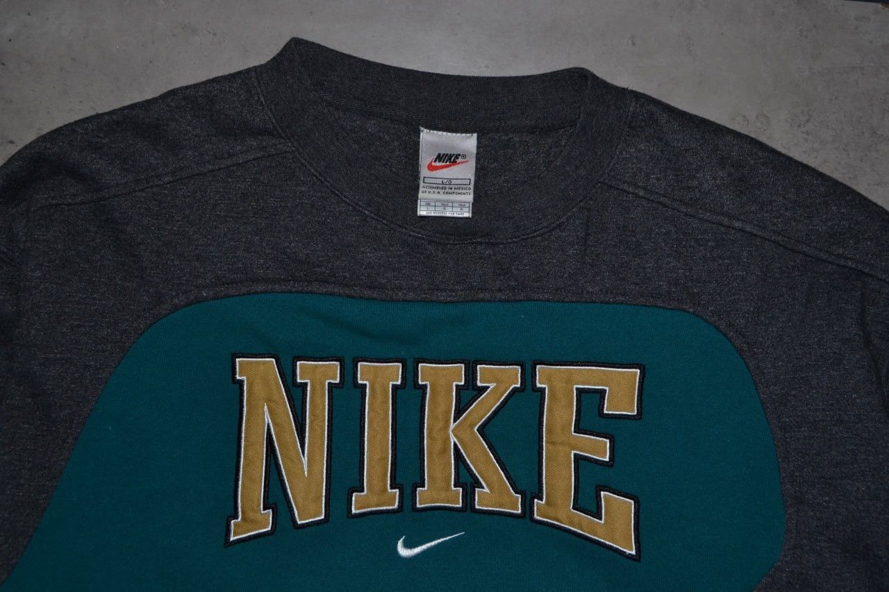 Vintage Nike Vintage Big Logo Sweatshirt Size L Size US L / EU 52-54 / 3 - 8 Thumbnail