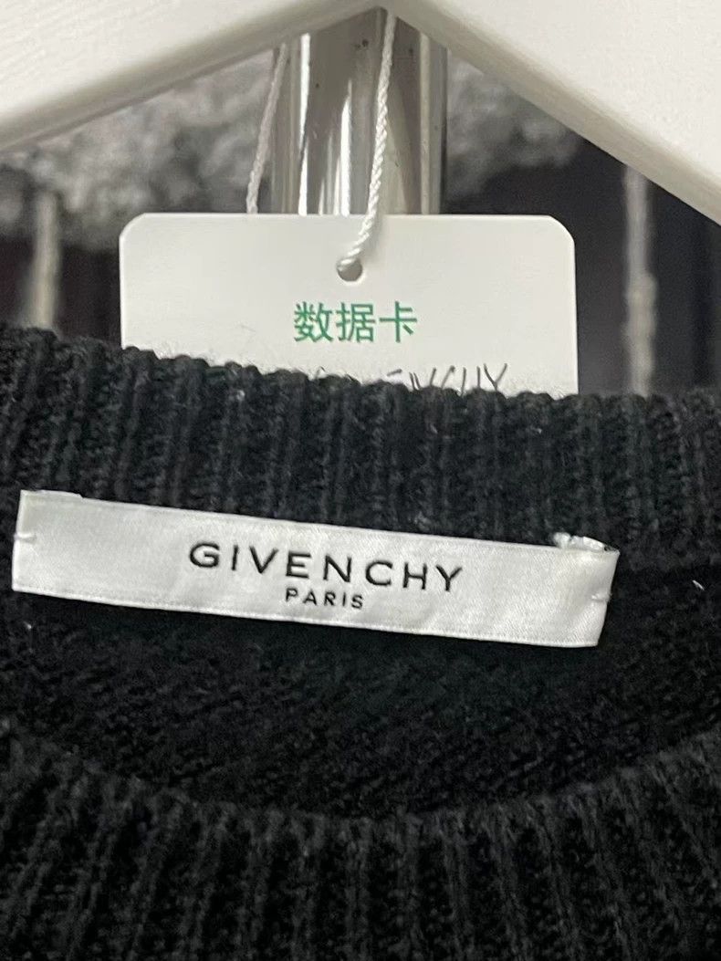 Givenchy Givenchy Sweater Size US S / EU 44-46 / 1 - 5 Thumbnail