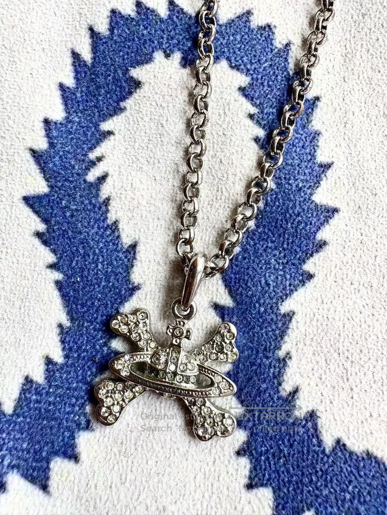 Vivienne Westwood Vivienne Westwood Vintage Silver Saturn Bone Full Diamond Size ONE SIZE - 1 Thumbnail