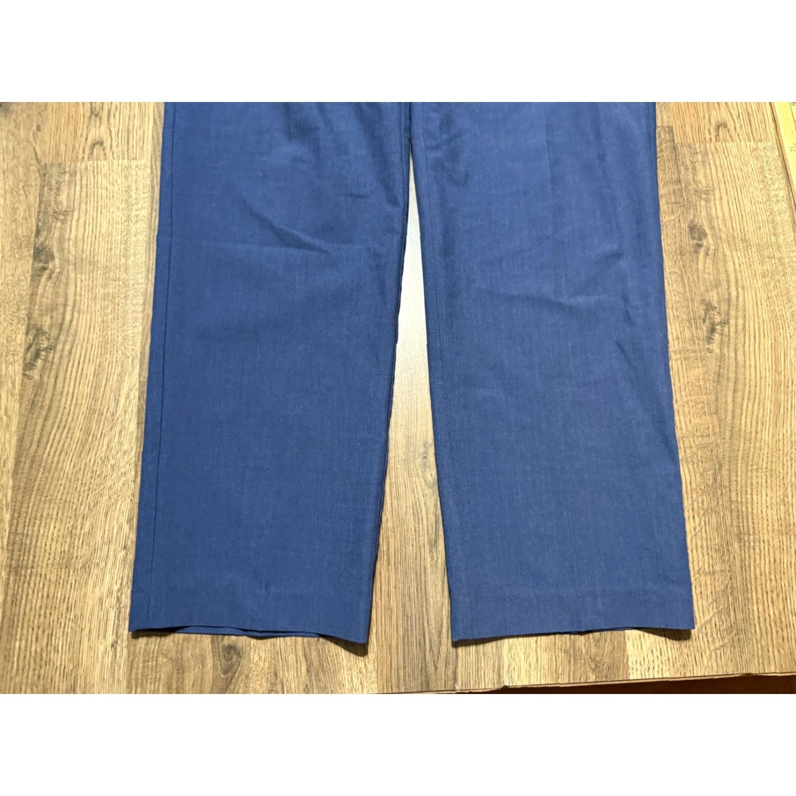 Van Heusen VINTAGE? No. (Please disregard) Size US 34 / EU 50 - 3 Thumbnail