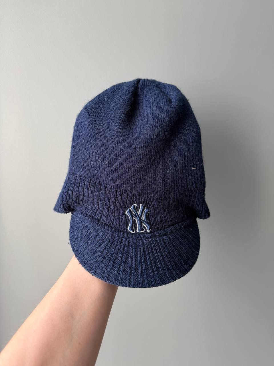 New Era Vintage Y2K New York Yankees Ribbed Skully Beanie Cap Size ONE SIZE - 1 Thumbnail