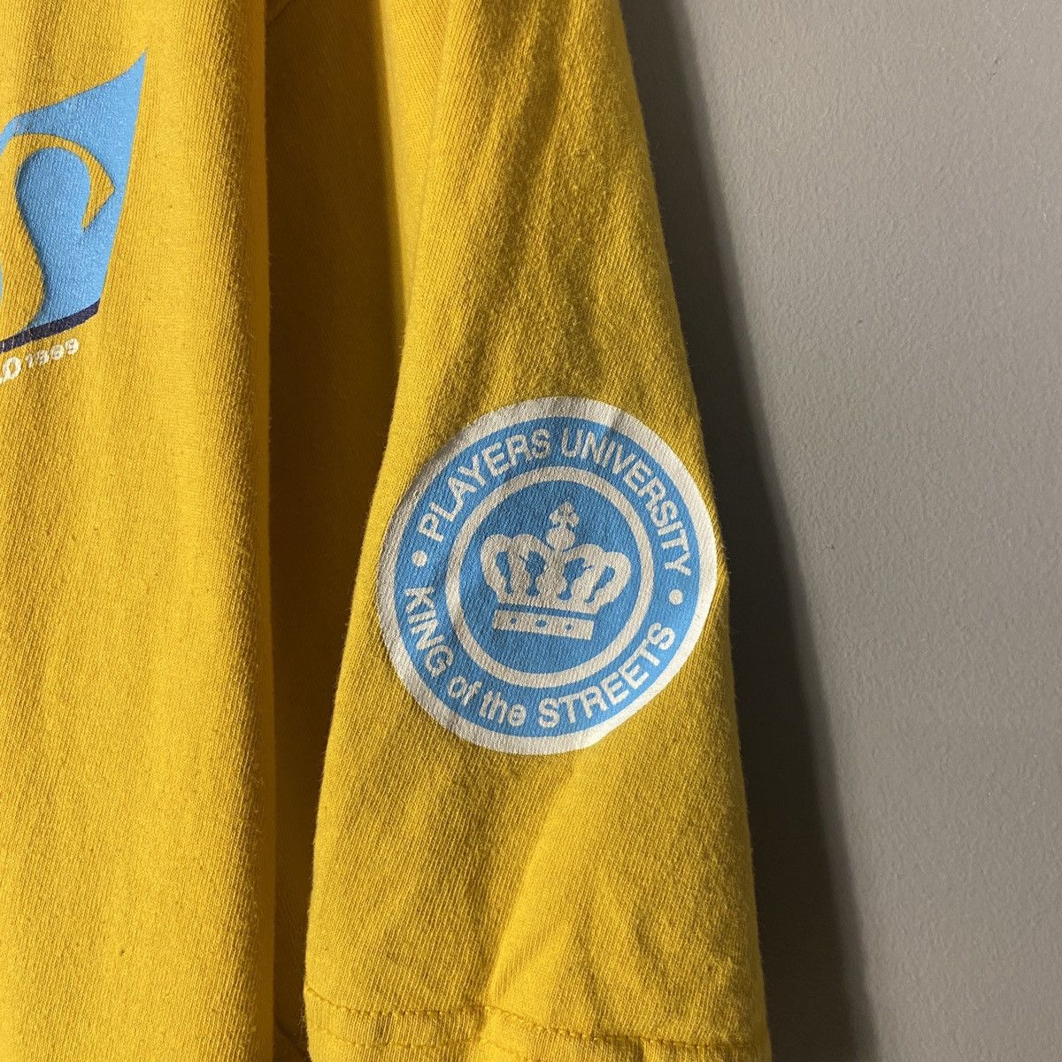 Vintage Vintage 1999 Kenlo Players University Graphic Tee Size US XL / EU 56 / 4 - 6 Thumbnail