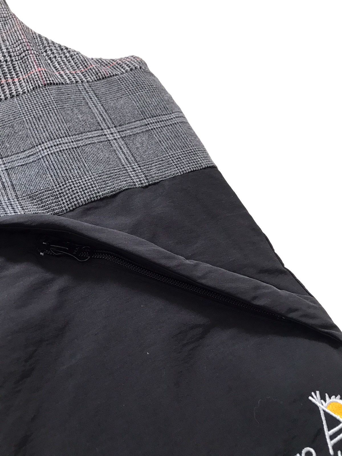 go slow caravan Go Slow Caravan Patchwork Down Vest Jacket Size US L / EU 52-54 / 3 - 6 Thumbnail