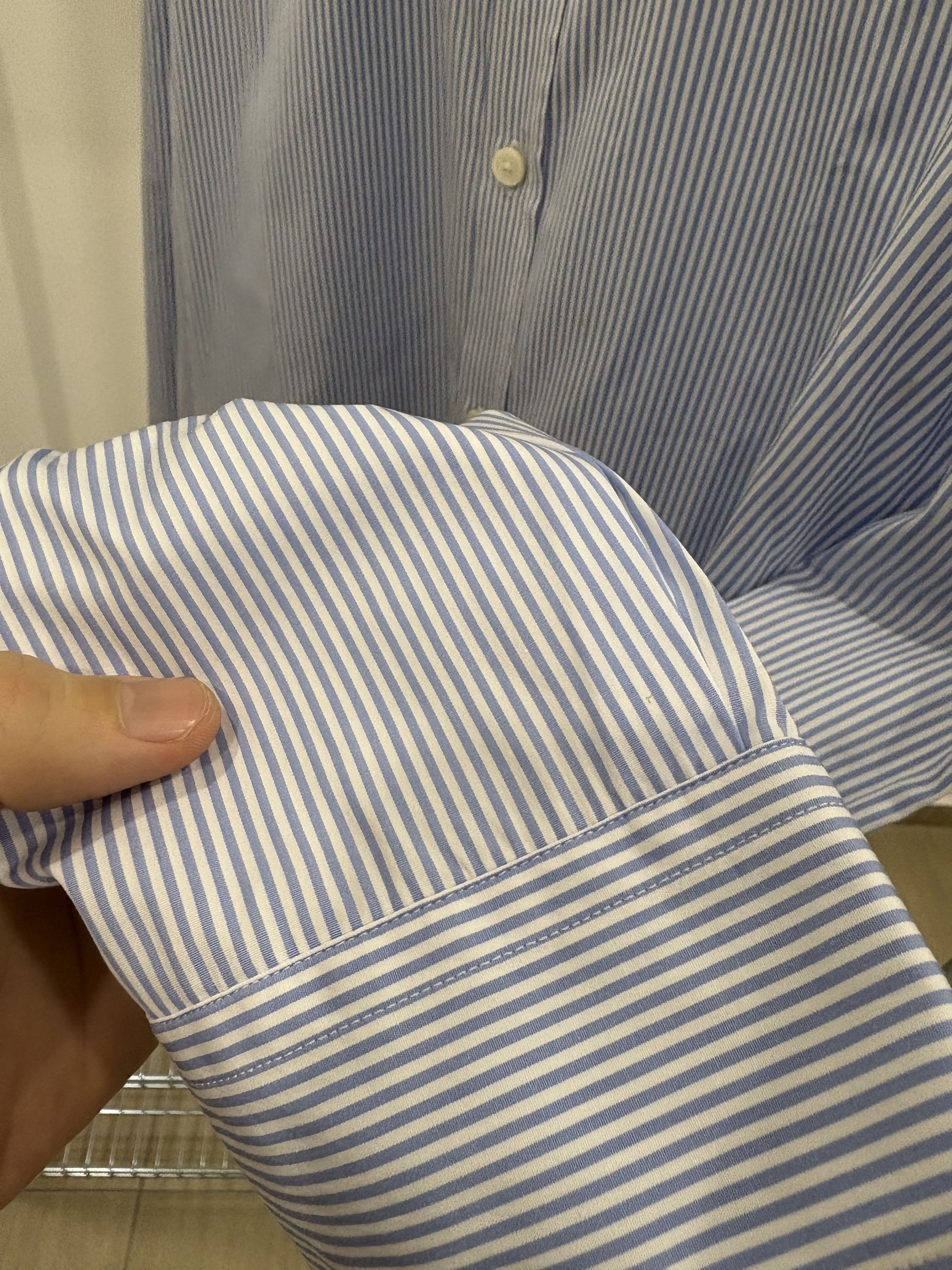 Givenchy Givenchy 3 AV GEORGE V Address Print Shirt Size US L / EU 52-54 / 3 - 3 Thumbnail