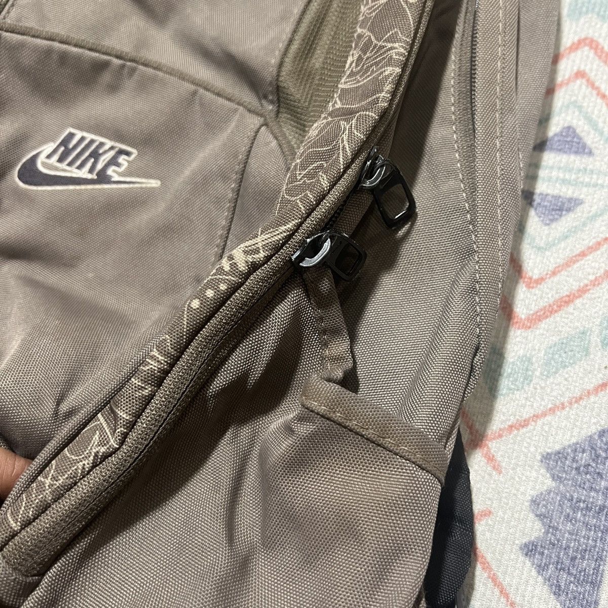 Nike Nike 20L bagpack Art Design Size ONE SIZE - 6 Thumbnail