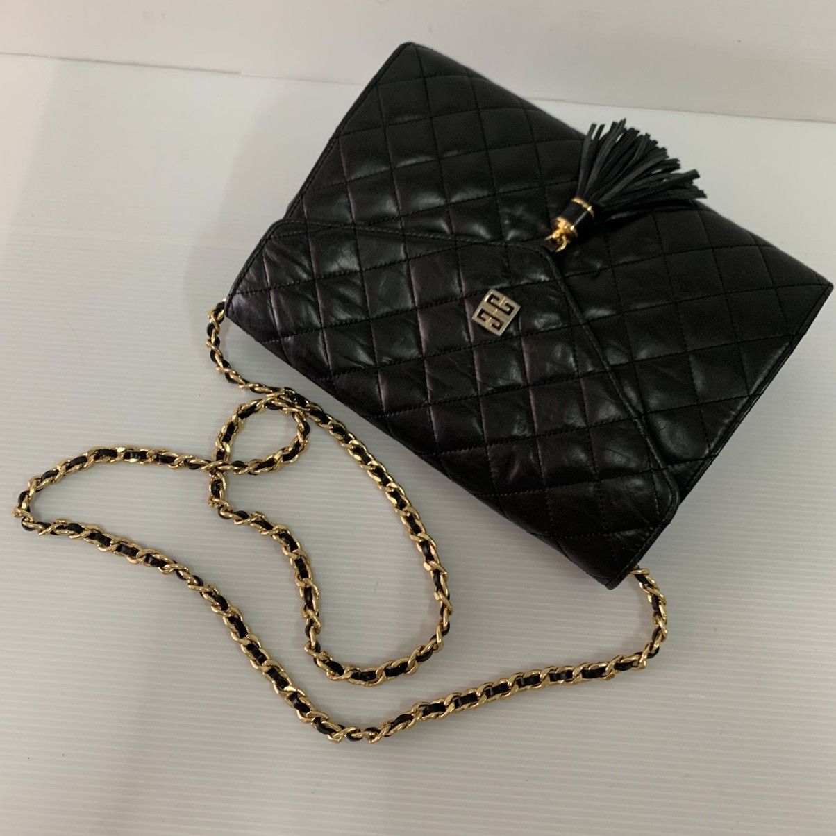 Givenchy Givenchy Leather Chain Slingbag Size ONE SIZE - 8 Thumbnail
