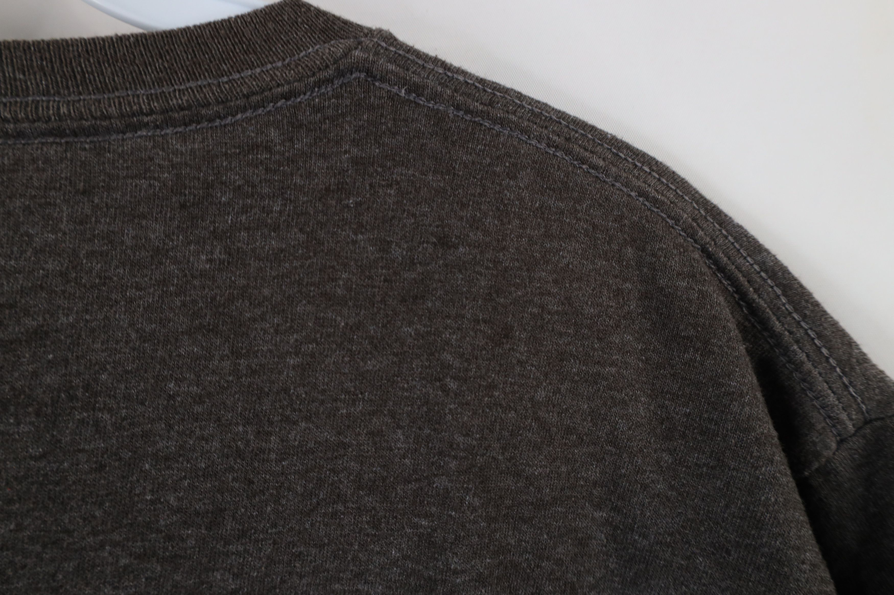 Vintage Vintage DC Shoes Spell Skateboarding Skateboard T-Shirt Gray Size US XS / EU 42 / 0 - 8 Thumbnail