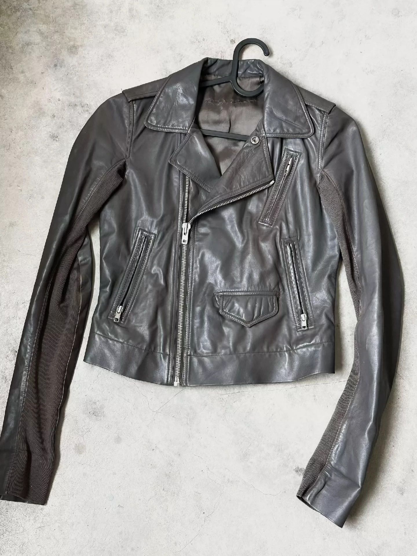 Rick Owens Rick owens Show pleated cowhide leather coat Size US S / EU 44-46 / 1 - 1 Thumbnail