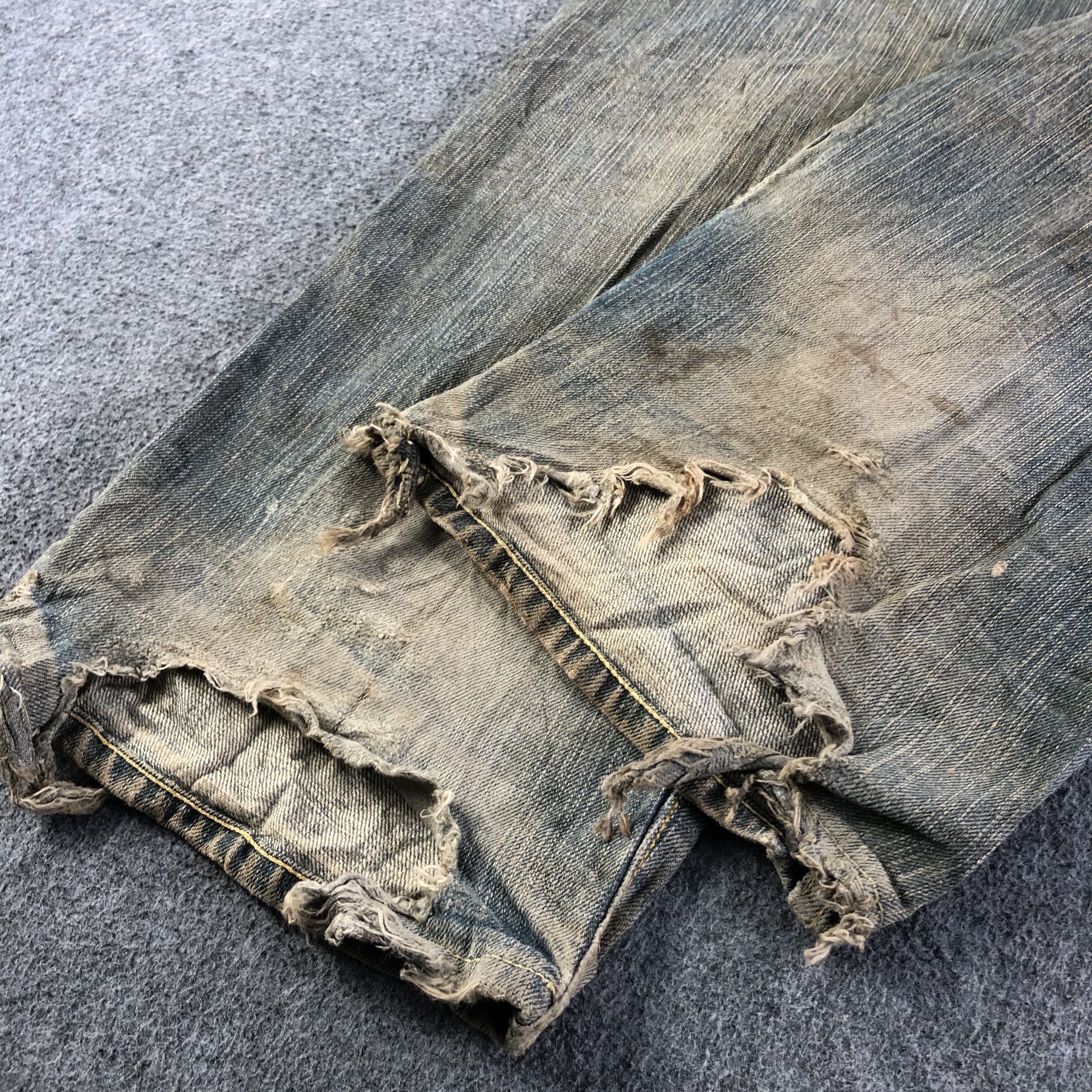 Japanese Brand Vintage Distress Japan Jeans-J3777 Size US 37 - 6 Thumbnail