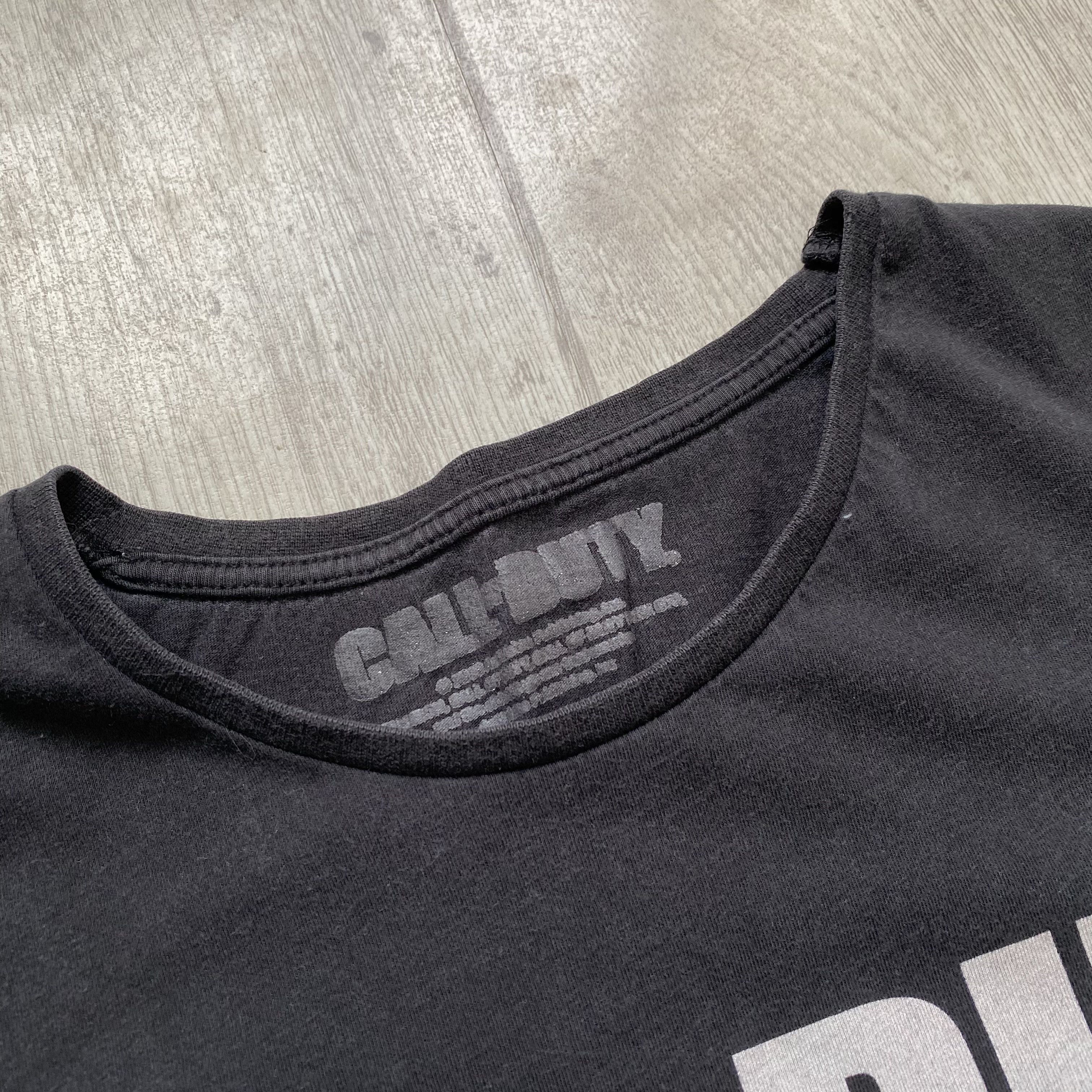 Playstation 🎮 Vintage 00s Faded Call of Duty BLACK OPS Tee Size US M / EU 48-50 / 2 - 5 Thumbnail