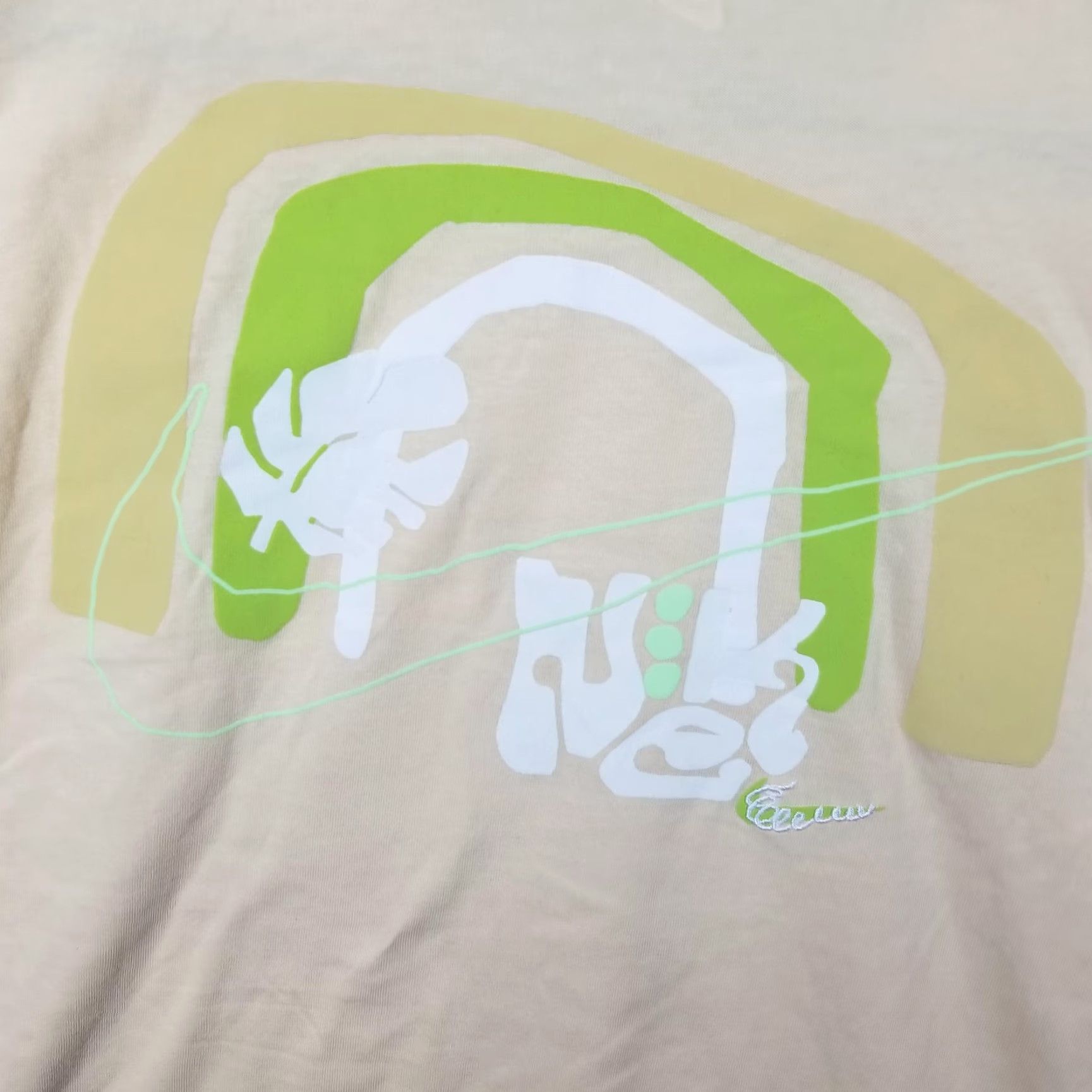 Nike Nike T-Shirt Mens Large Short Sleeve Graphic Print Summer Streetwear Pale Vanilla Size US L / EU 52-54 / 3 - 3 Thumbnail