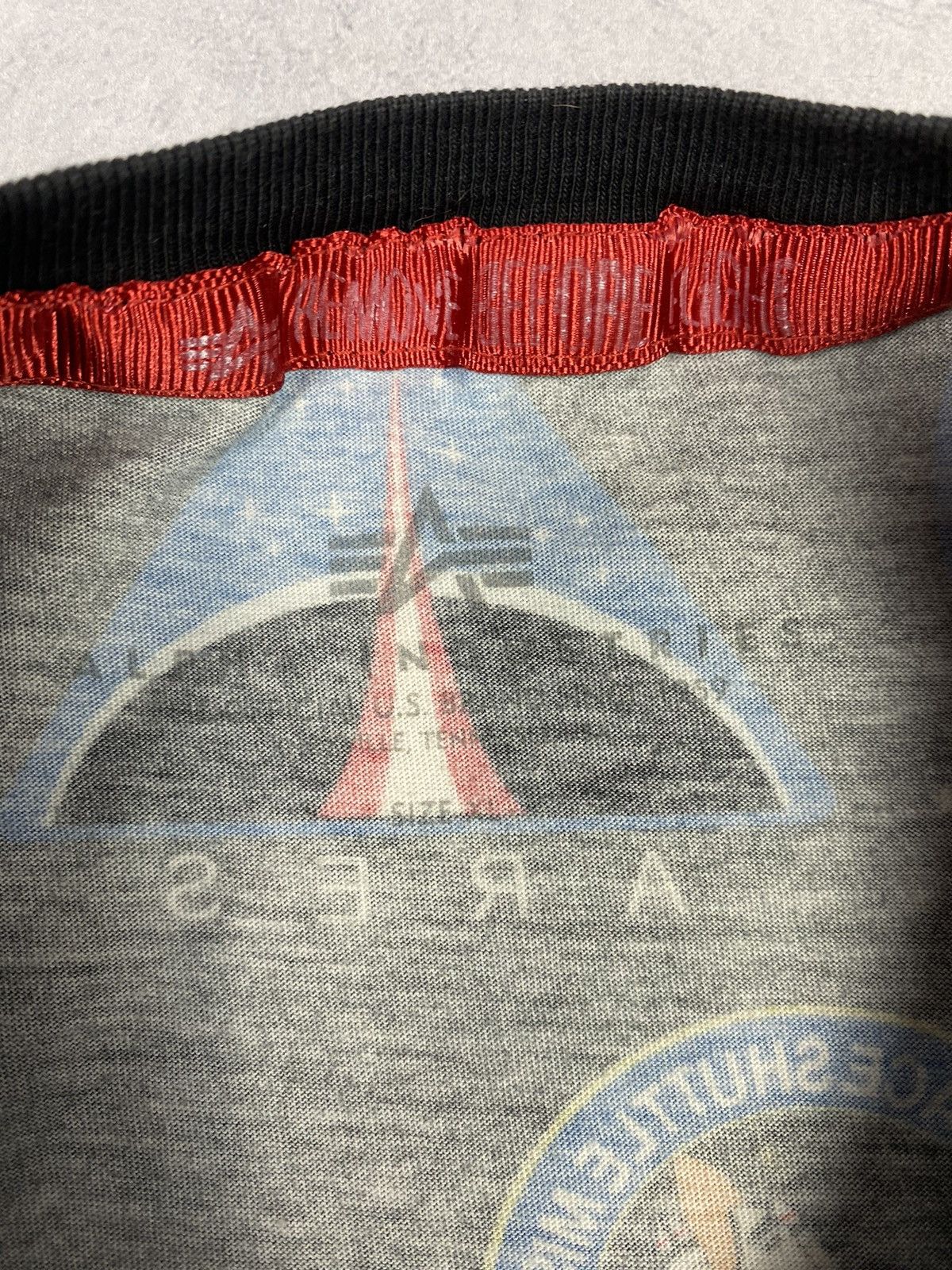 Alpha Industries Alpha Industries NASA Cosmos USA Flag Tee Size US XL / EU 56 / 4 - 12 Thumbnail