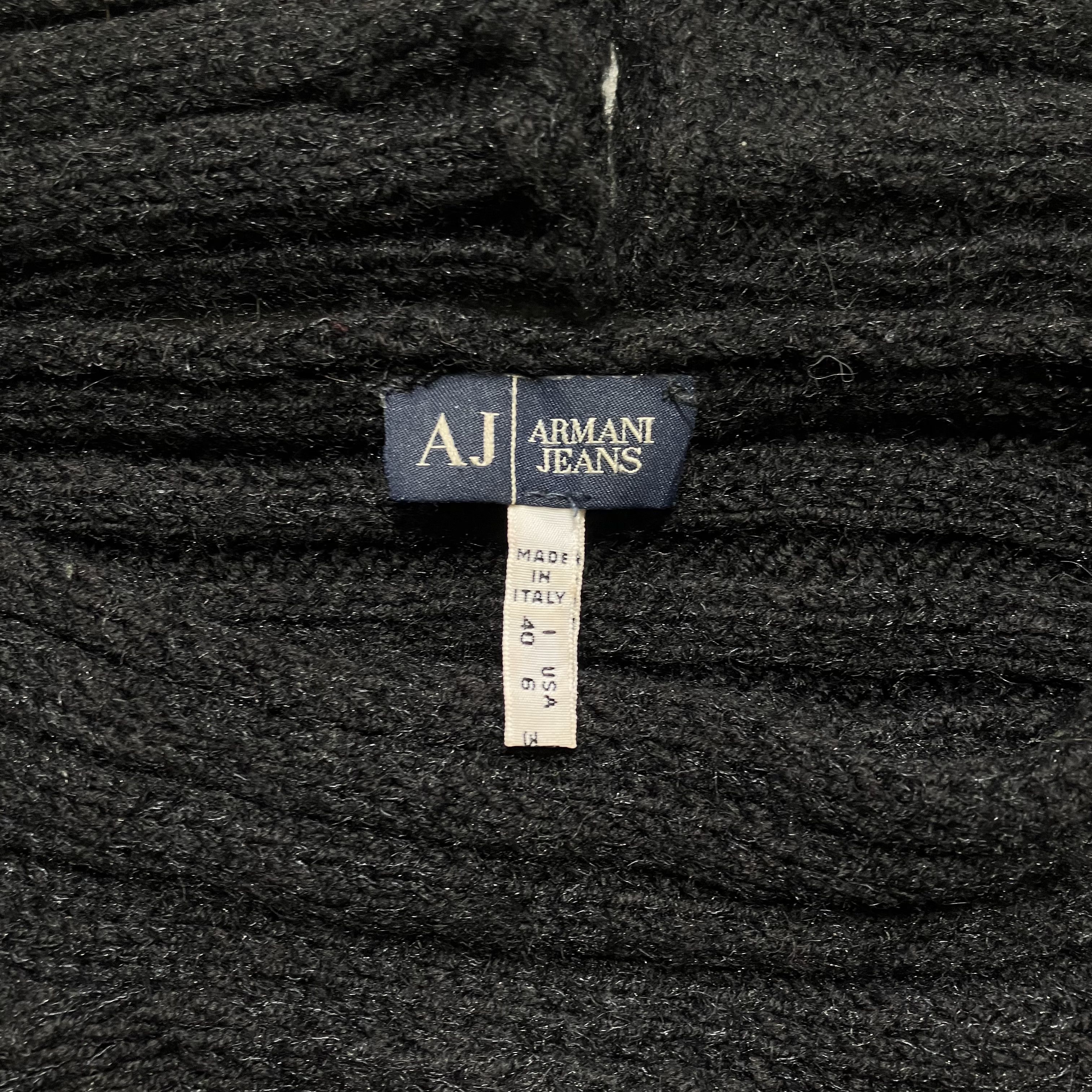 Giorgio Armani Vintage Armani jeans cropped seamless knitwear Size US M / EU 48-50 / 2 - 4 Thumbnail