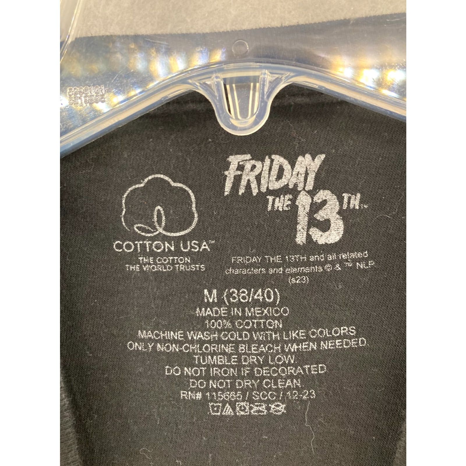 Vintage Friday The 13Th Mens TShirt Medium Black Jason Icona Pop Mask Halloween Shirt Mens Size US M / EU 48-50 / 2 - 5 Thumbnail