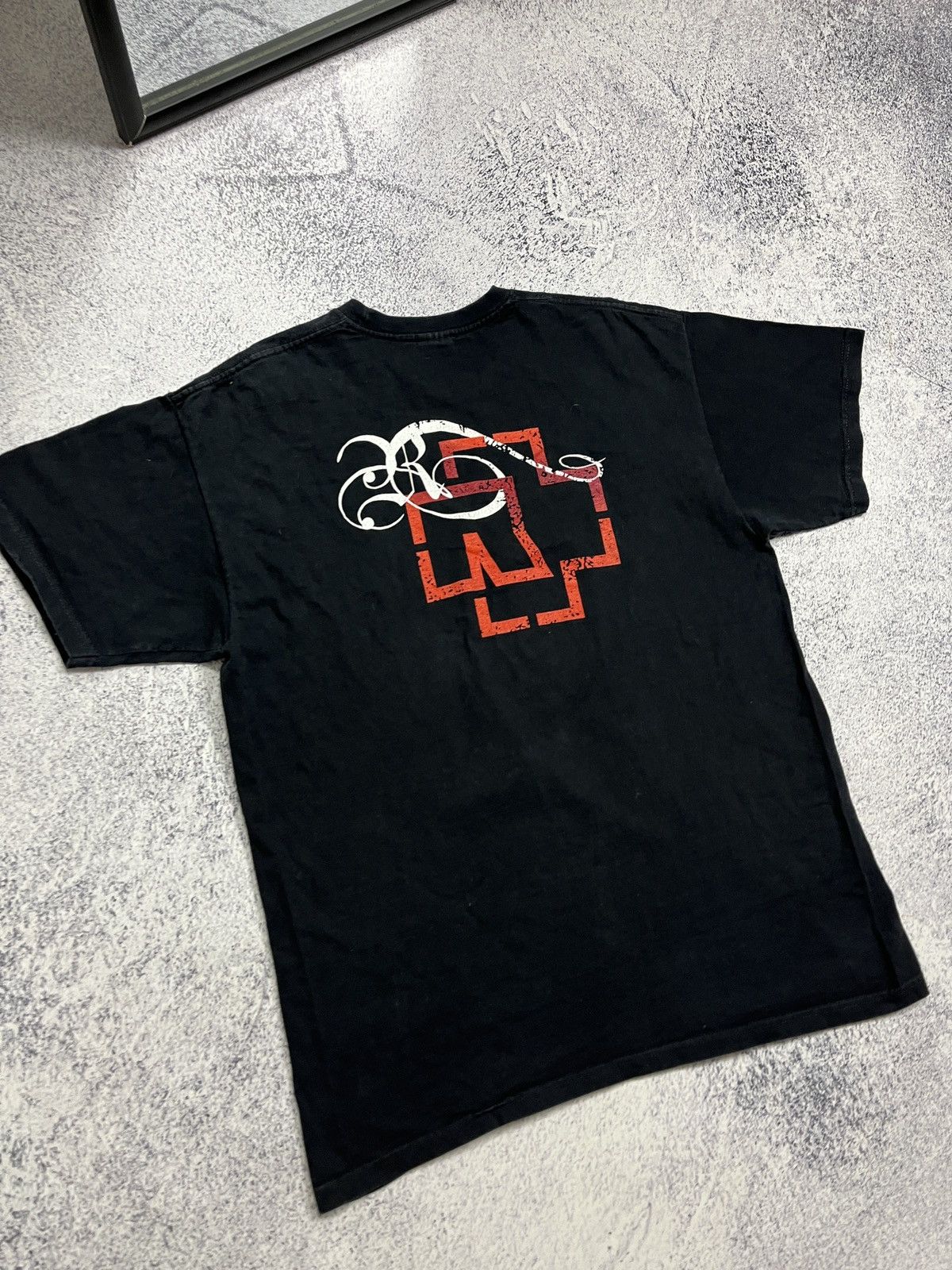 Band Tees × Vintage Vintage 2000s Rammstein Rosenrot T Shirt Band Tee Size US L / EU 52-54 / 3 - 10 Thumbnail
