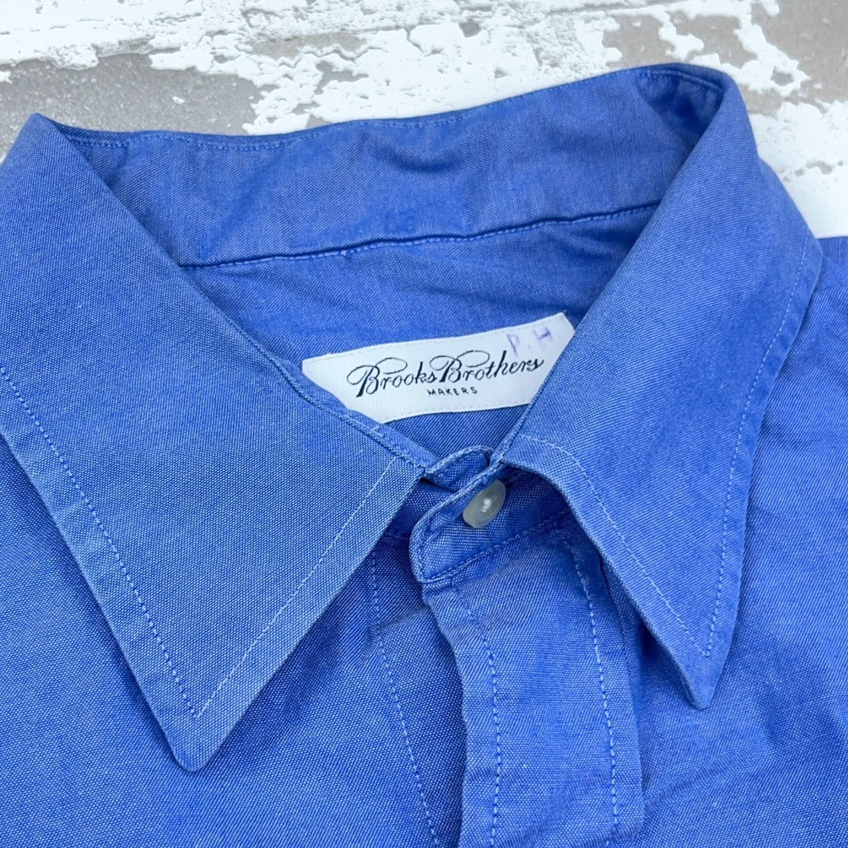 Brooks Brothers Vintage Brooks Brothers Shirt Men 16.5 34 Blue Button Up Oxford Cloth USA Dress Shirt Daywear Casual Party/Cocktail Travel Knit? Size US XL / EU 56 / 4 - 7 Thumbnail