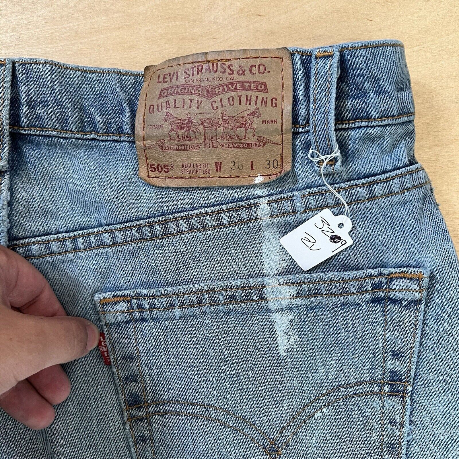 Levi's × Vintage Vintage Levis 505 Jeans Blue 90s Light Wash Denim Straight Size US 35 - 9 Thumbnail
