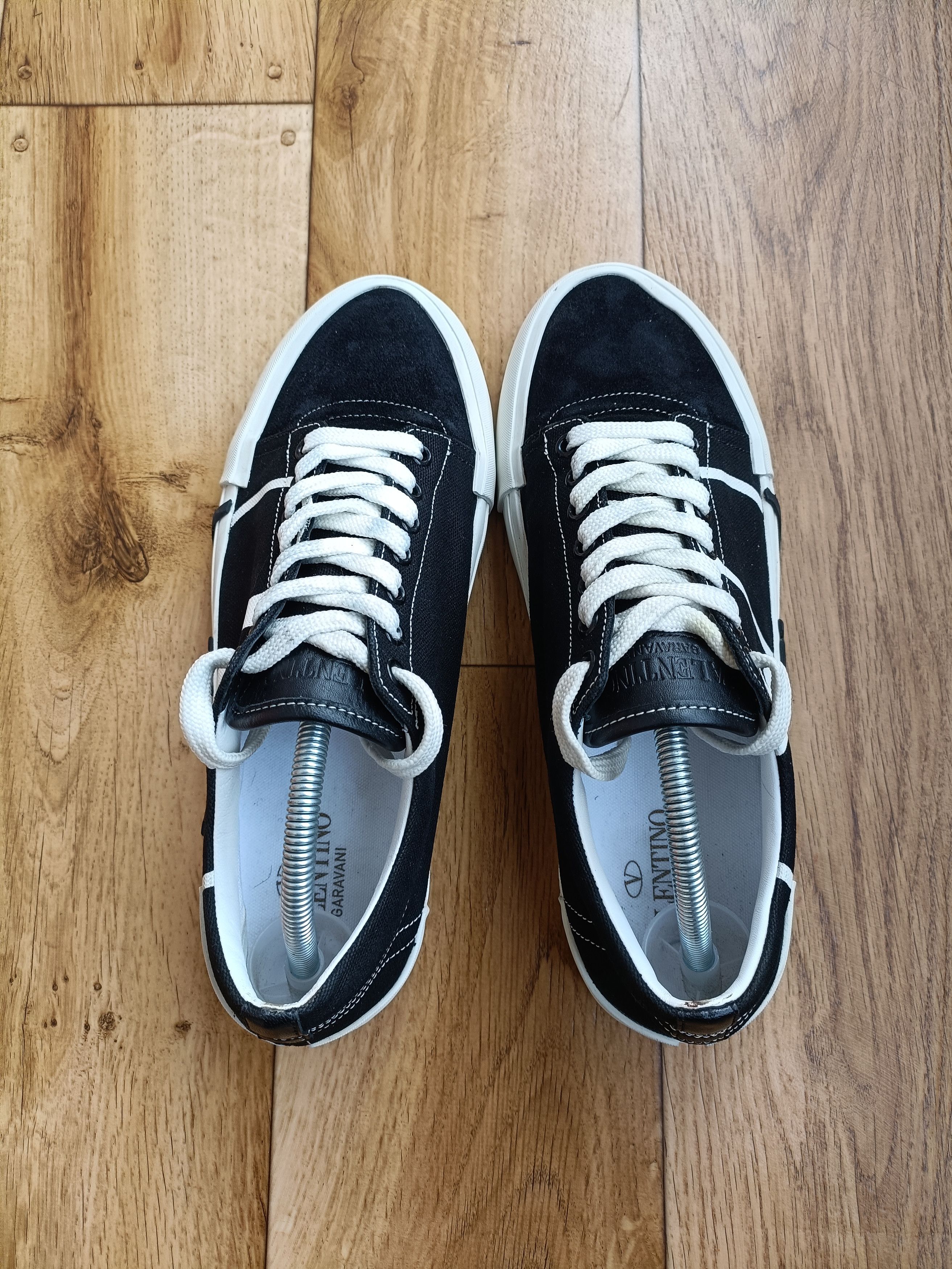Valentino Valentino Garavani Canvas Sneakers Size US 8 / EU 41 - 9 Thumbnail