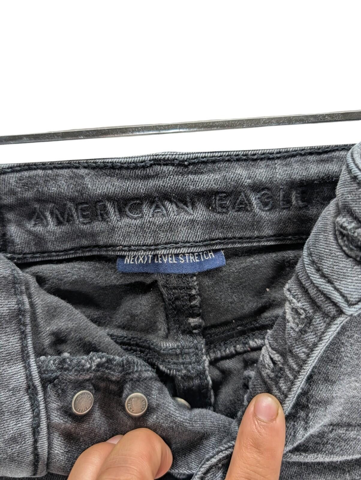 American Eagle Outfitters American Eagle Distressed Black/Grey Denim Shorts – Size 00 Size 25" / US 0 / IT 36 - 4 Thumbnail