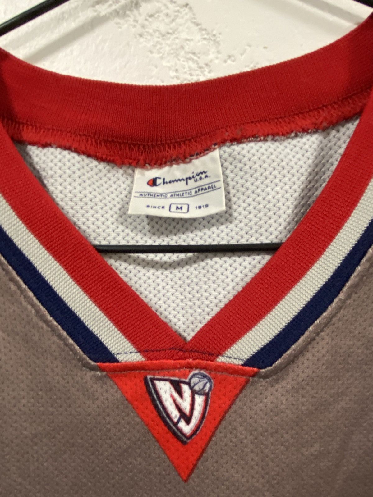Champion × NBA × Vintage Vintage Champion New Jersey NBA 00’s Basketball Jersey Size US M / EU 48-50 / 2 - 4 Thumbnail