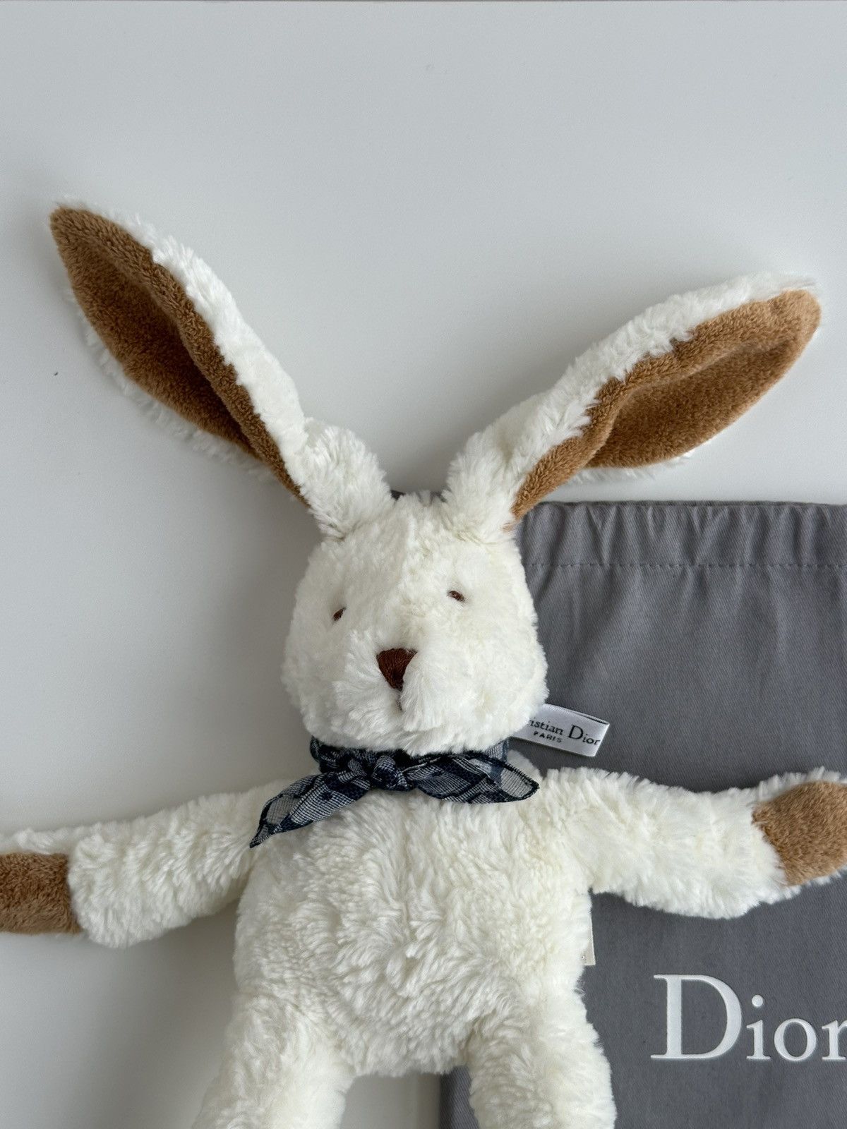 Christian Dior Monsieur × Dior × Vintage Dior 2001 Bunny Rabbit White Toy with Monogram Scarf Size ONE SIZE - 7 Thumbnail
