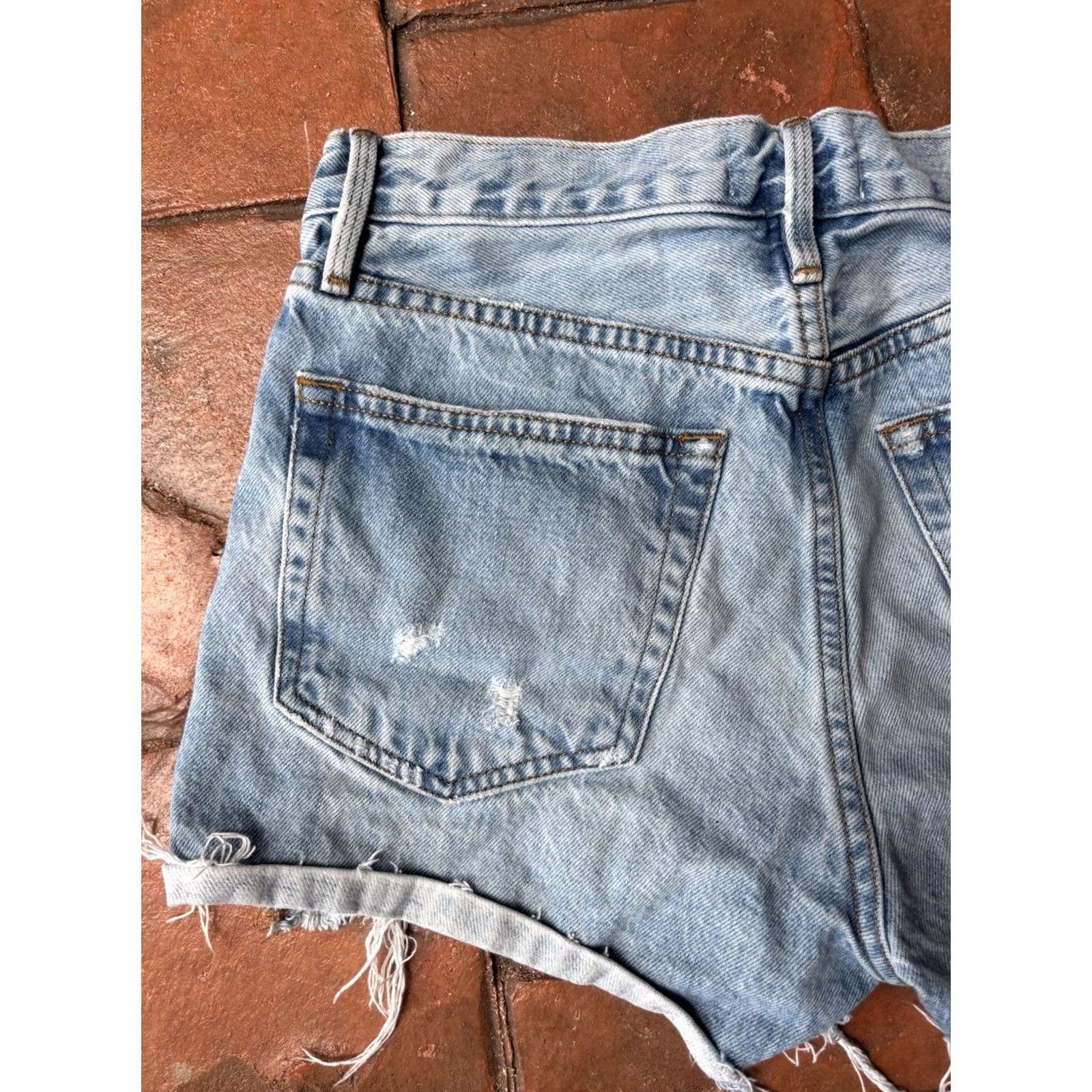 Frame VINTAGE Frame Distressed Frayed Hem Cut-Off Jean Denim Shorts Women’s 25 Blue Size 42" / US 20 - 7 Thumbnail