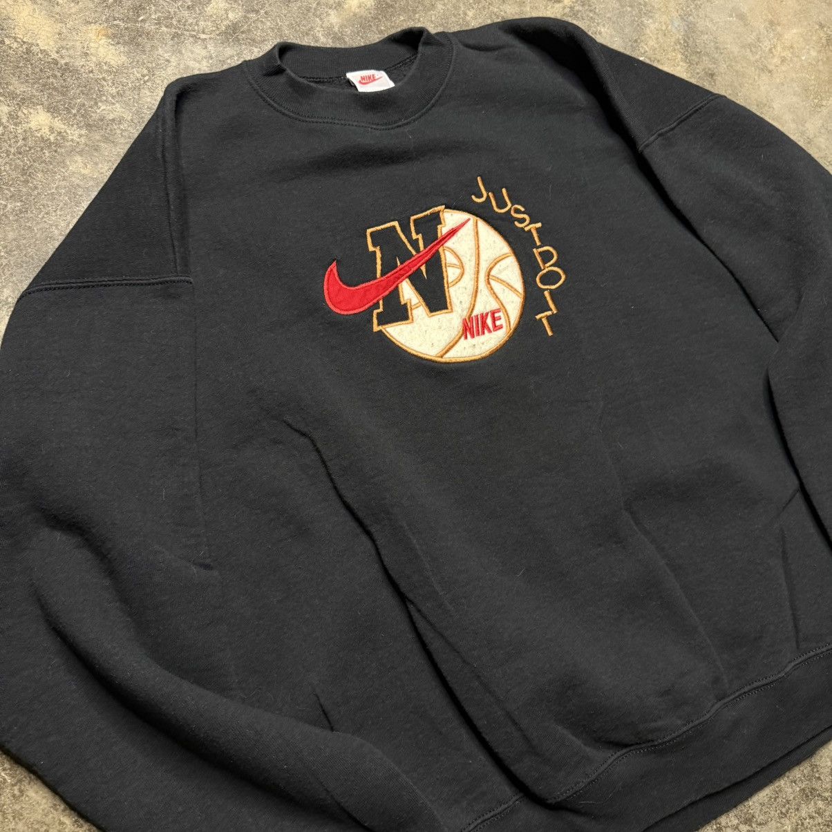 Vintage vintage 90s nike basketball baggy black sweatshirt Size US XXL / EU 58 / 5 - 3 Thumbnail