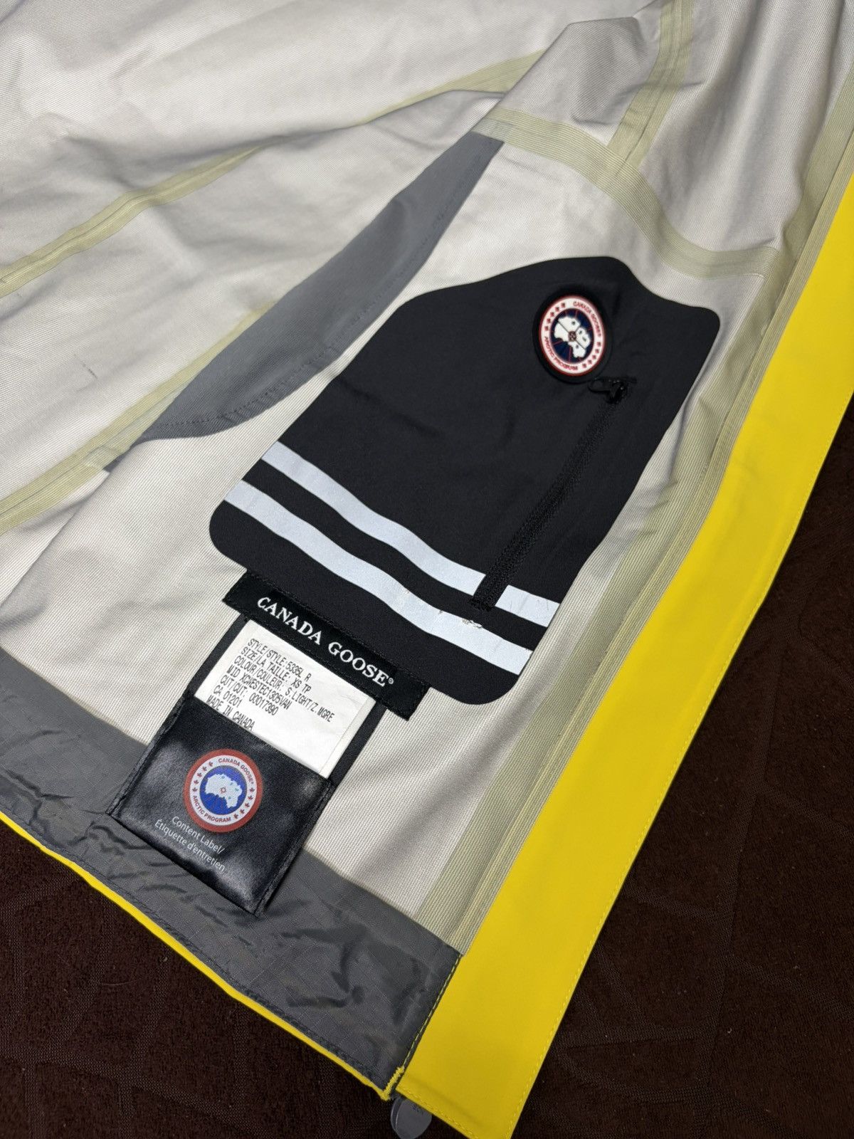 Canada Goose CANADA GOOSE CANYON SHELL RAIN JACKET for FEMME Size S / US 4 / IT 40 - 9 Thumbnail