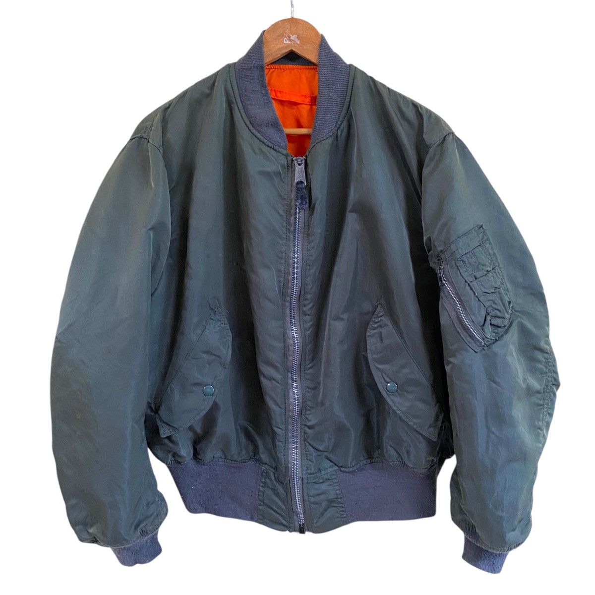 💥 VINTAGE ALPHA INDUSTRIES MA-1 RIOT BOMBER JACKET