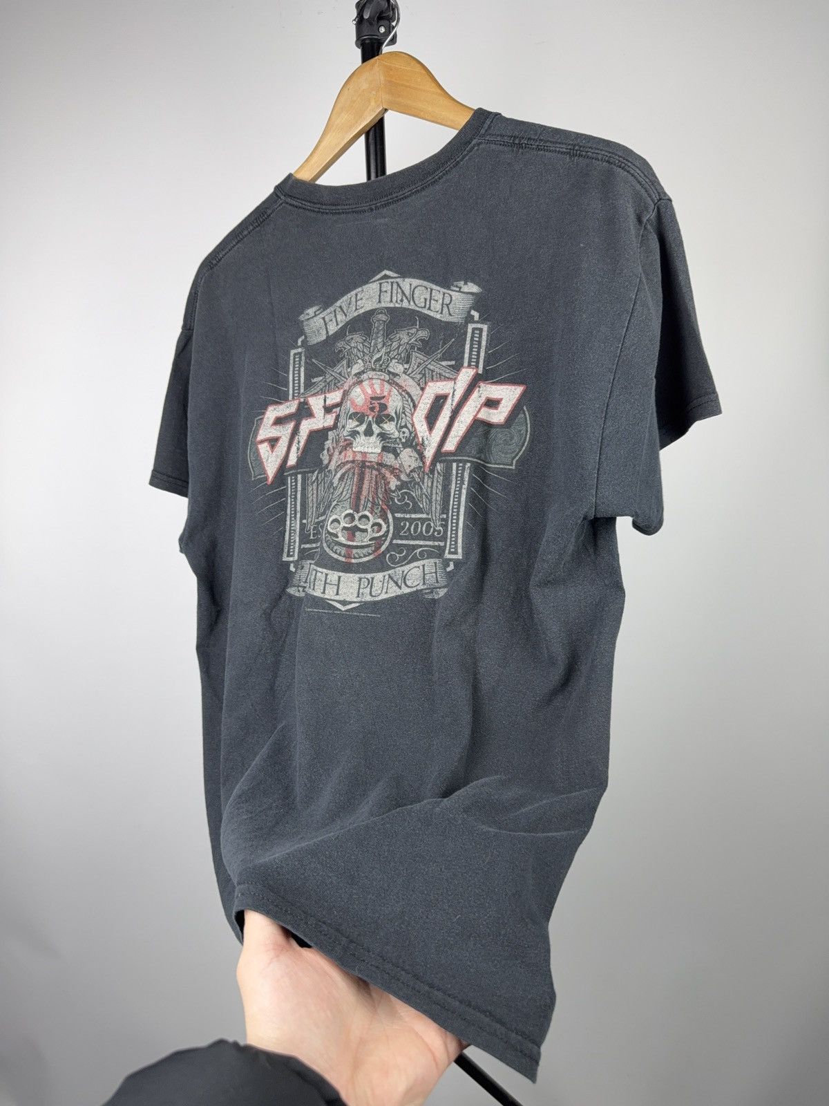 Band Tees 00s Five Finger Death Punch 5FDP Skull Graphic Band T-Shirt Size US L / EU 52-54 / 3 - 13 Thumbnail