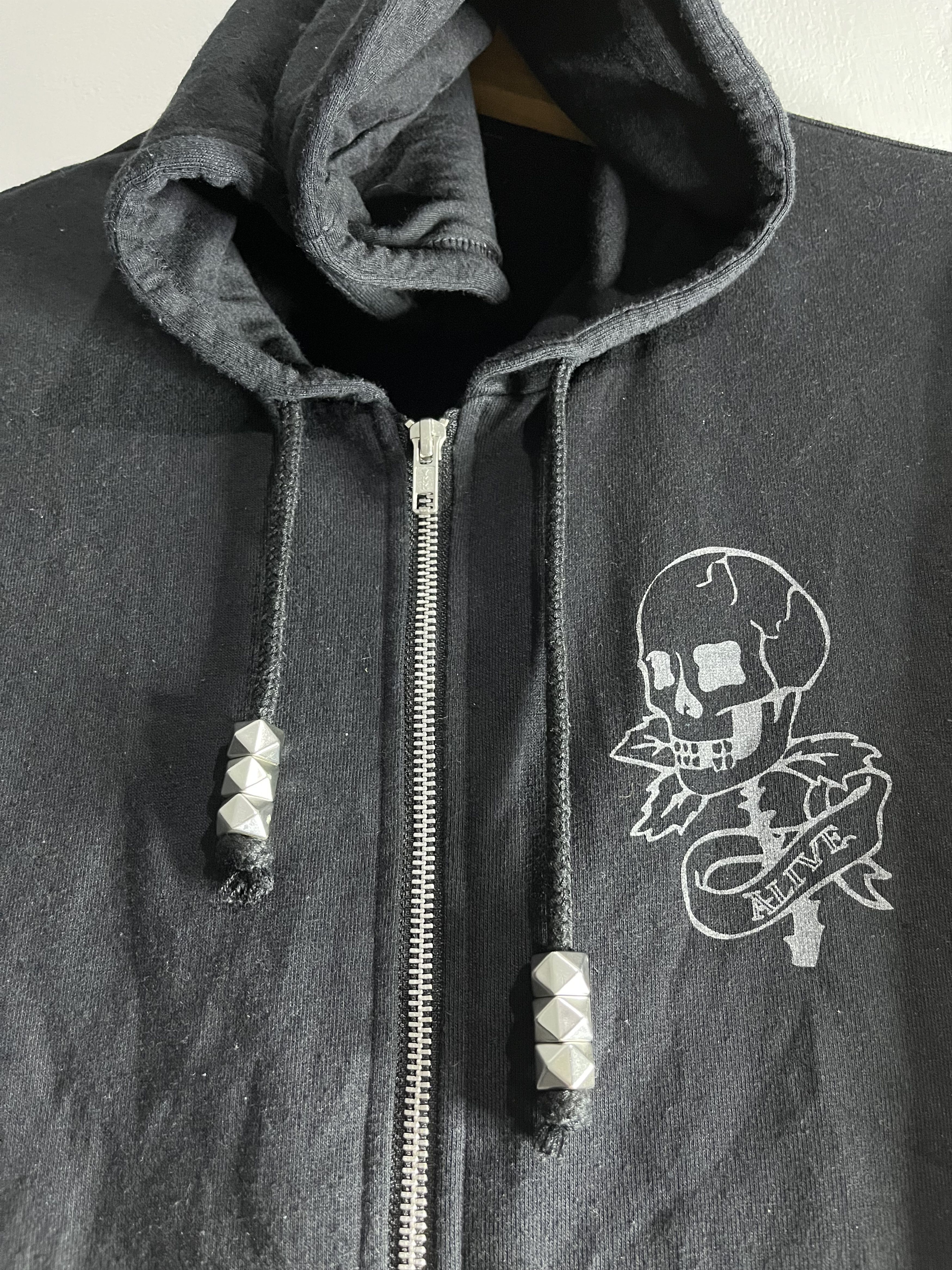 Beauty Beast Glad news studed skeleton hoodie Size US M / EU 48-50 / 2 - 4 Thumbnail