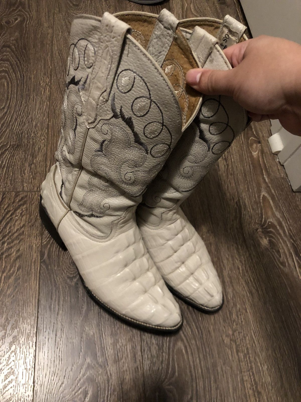 Other × Vintage White Crocodile Boots Size US 9 / EU 42 - 1 Thumbnail