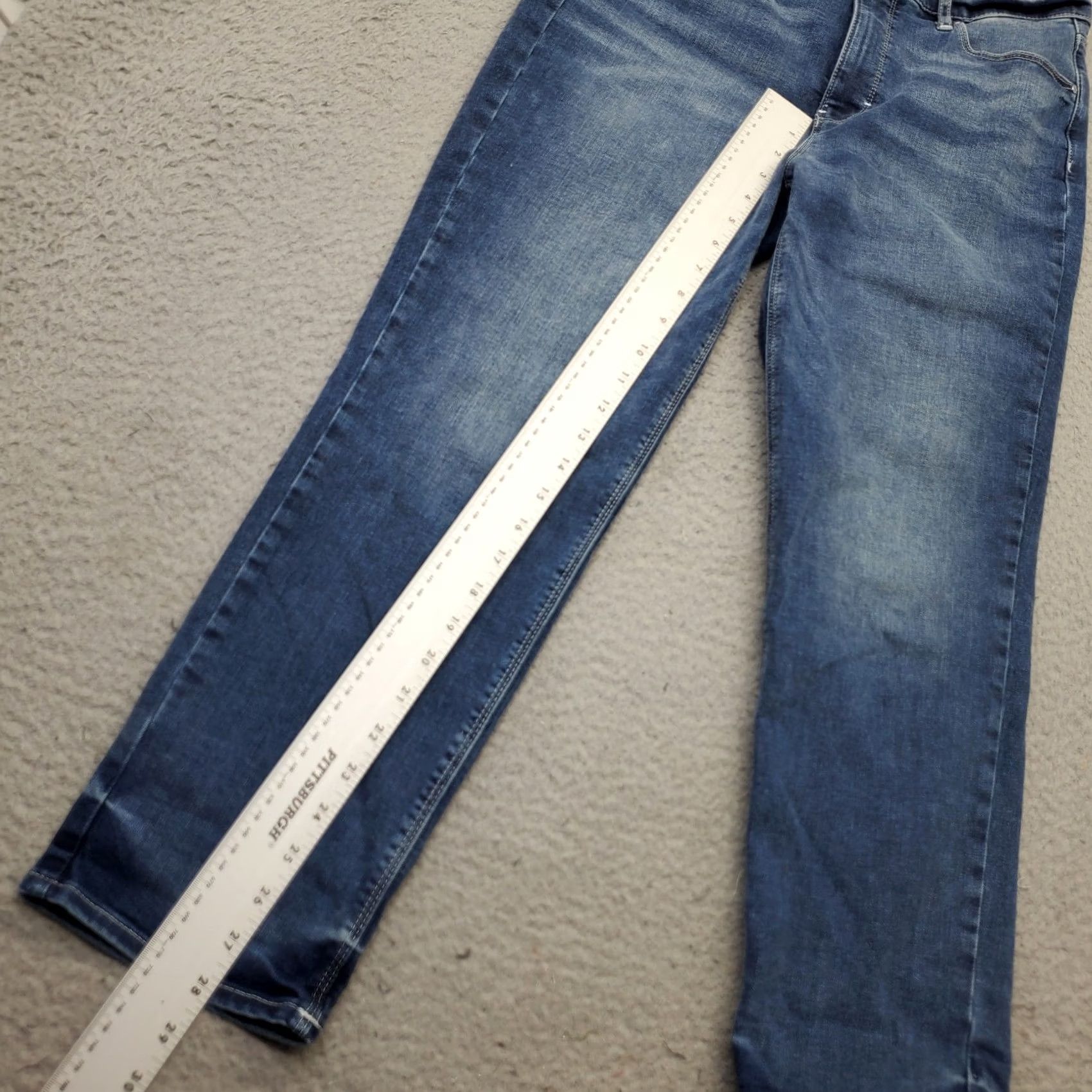White House Black Market WHBM Jeans Womens 10 Blue Denim Whiskered High Waisted Streetwear Straight Leg Jeans Size 32" / US 10 / IT 46 - 4 Thumbnail