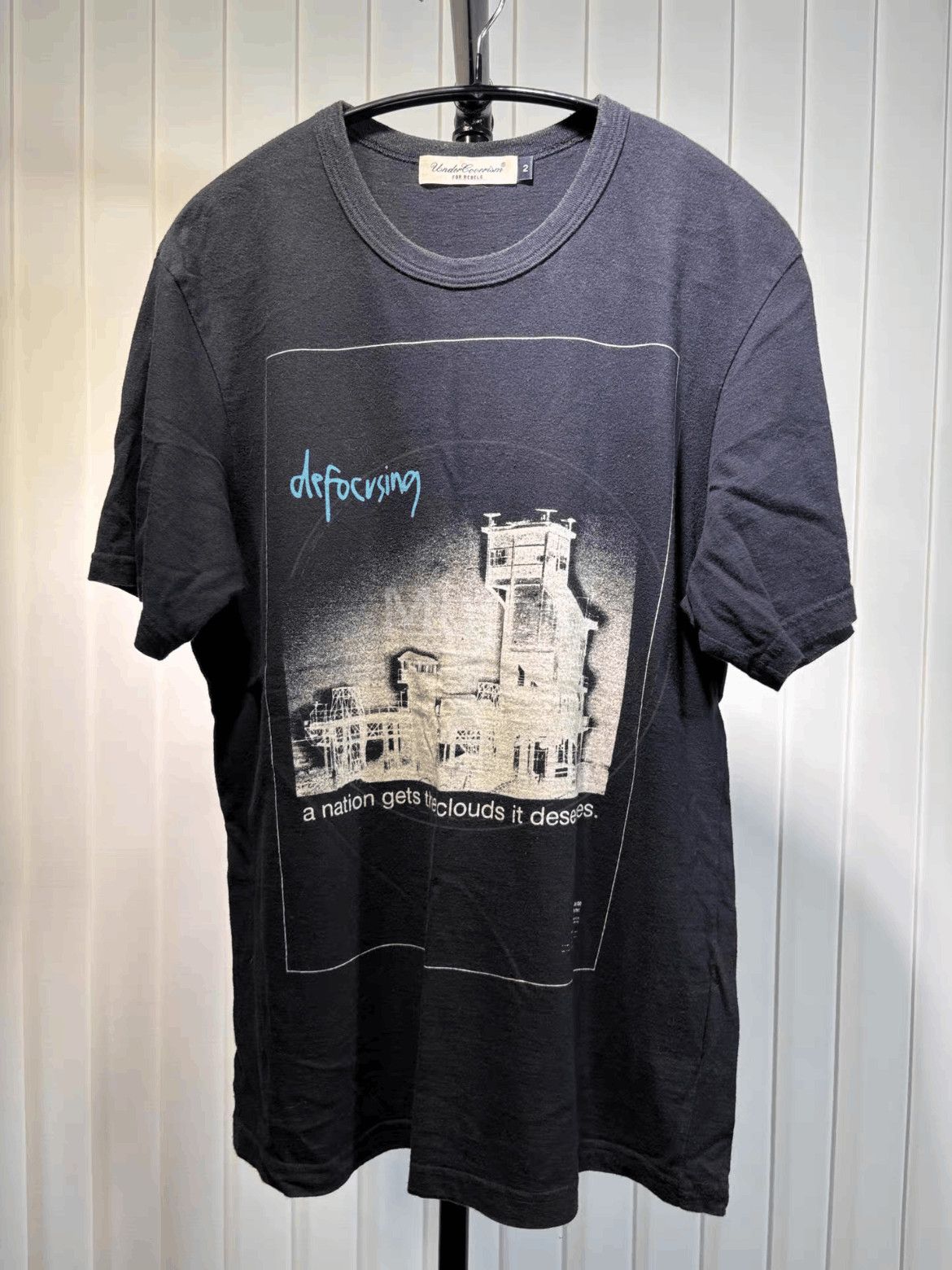Undercover Sz 2 Undercover 10SS Defousing Tee-2508 Size US M / EU 48-50 / 2 - 1 Thumbnail