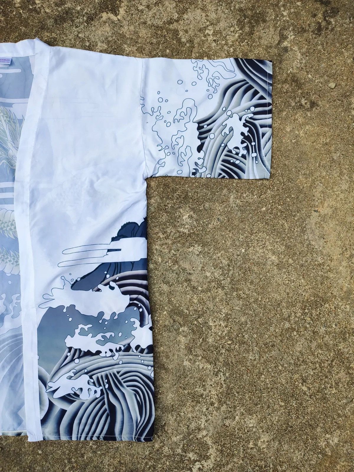Japanese Brand Anhelon Dragon Kimono Jacket – Wave & Mountain Print Size US L / EU 52-54 / 3 - 9 Thumbnail