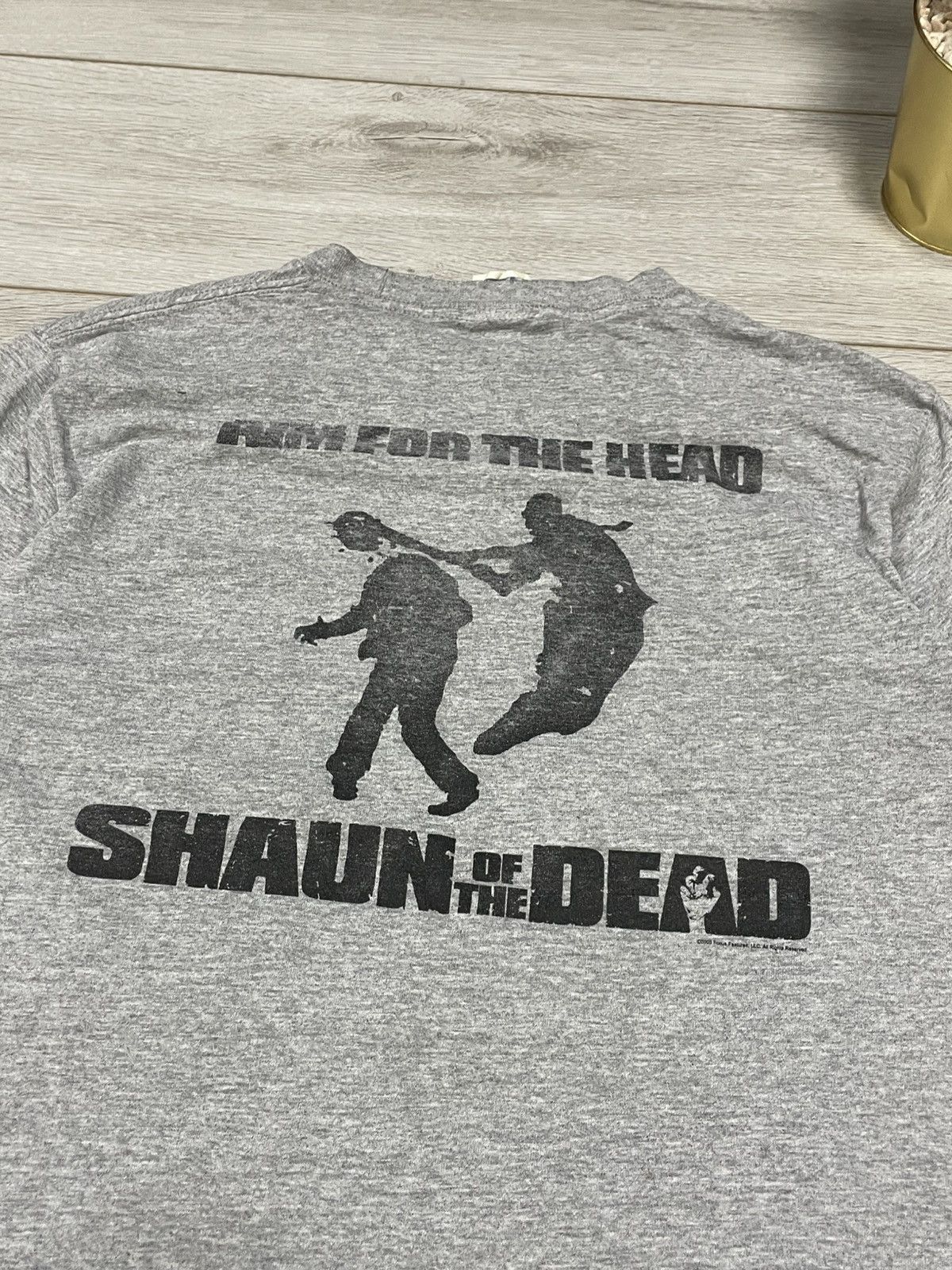 Vintage Vintage 00s Shaun Of The Dead 2005 T-Shirt Size US L / EU 52-54 / 3 - 7 Thumbnail