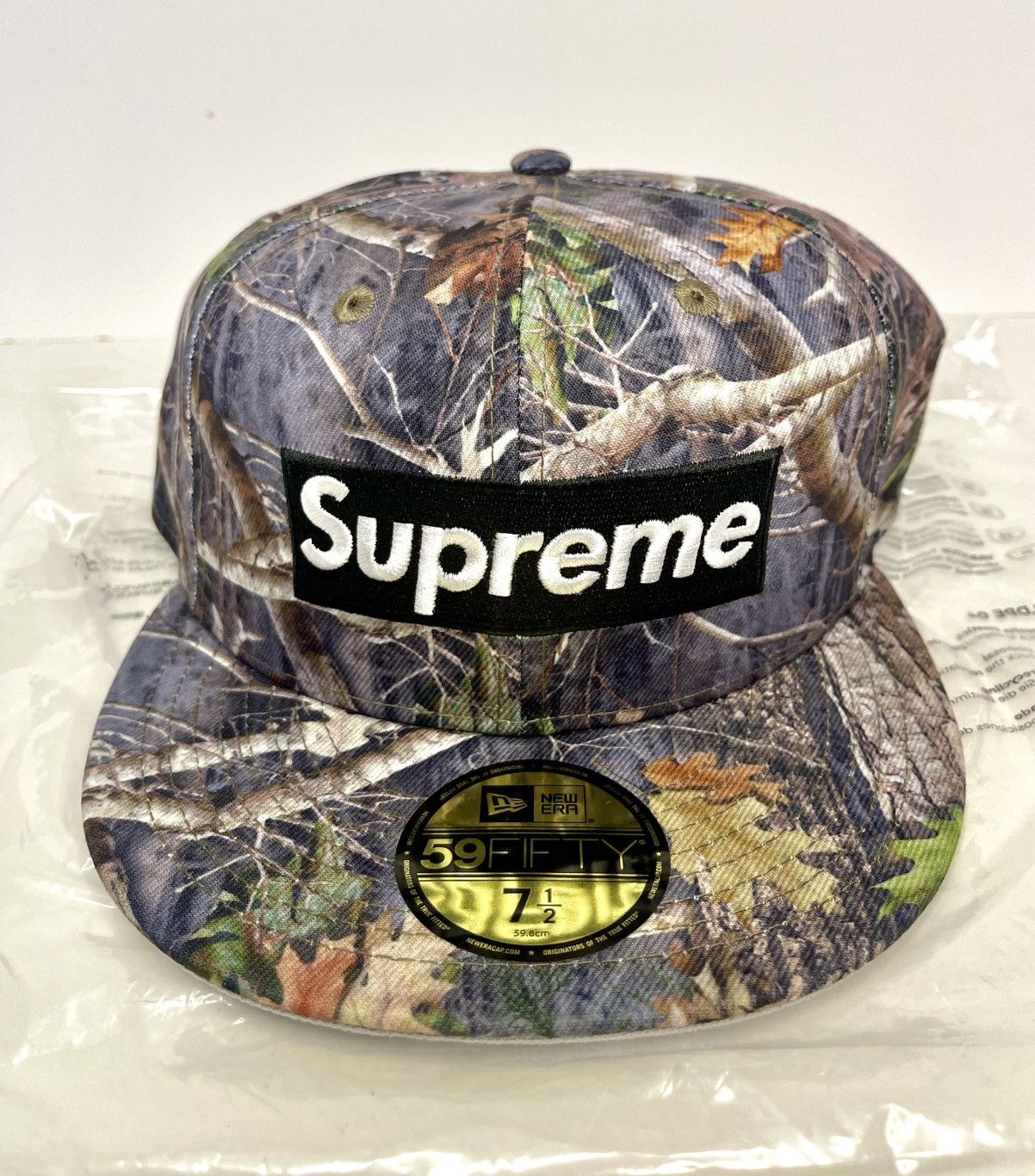 Supreme Supreme ghostface new era box logo sz 7 1/2 black PRESALE