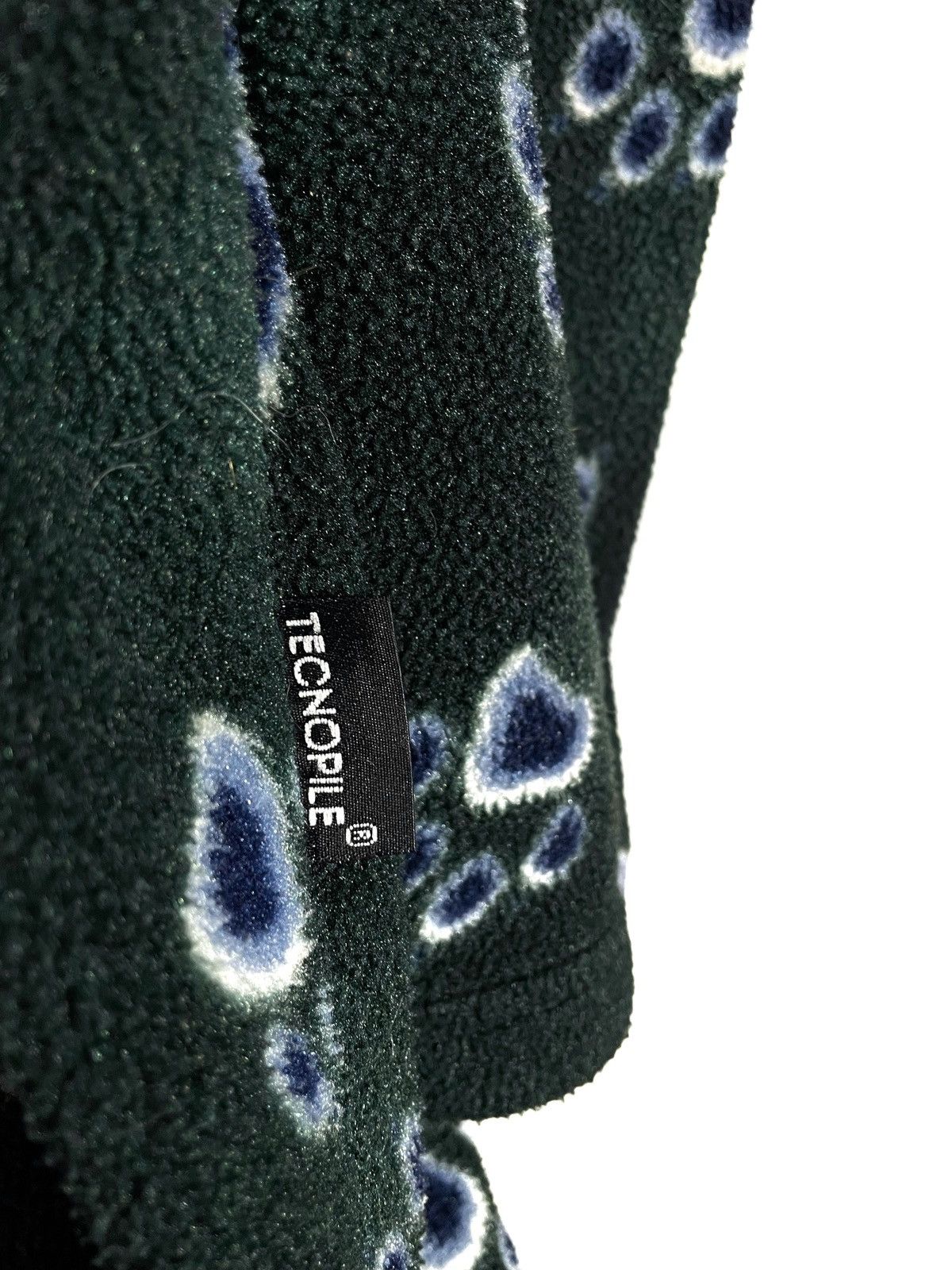 Jack Wolfskin Jack Wolfskin Fleece Green Monogram Size L Tecnopile Size US L / EU 52-54 / 3 - 6 Thumbnail