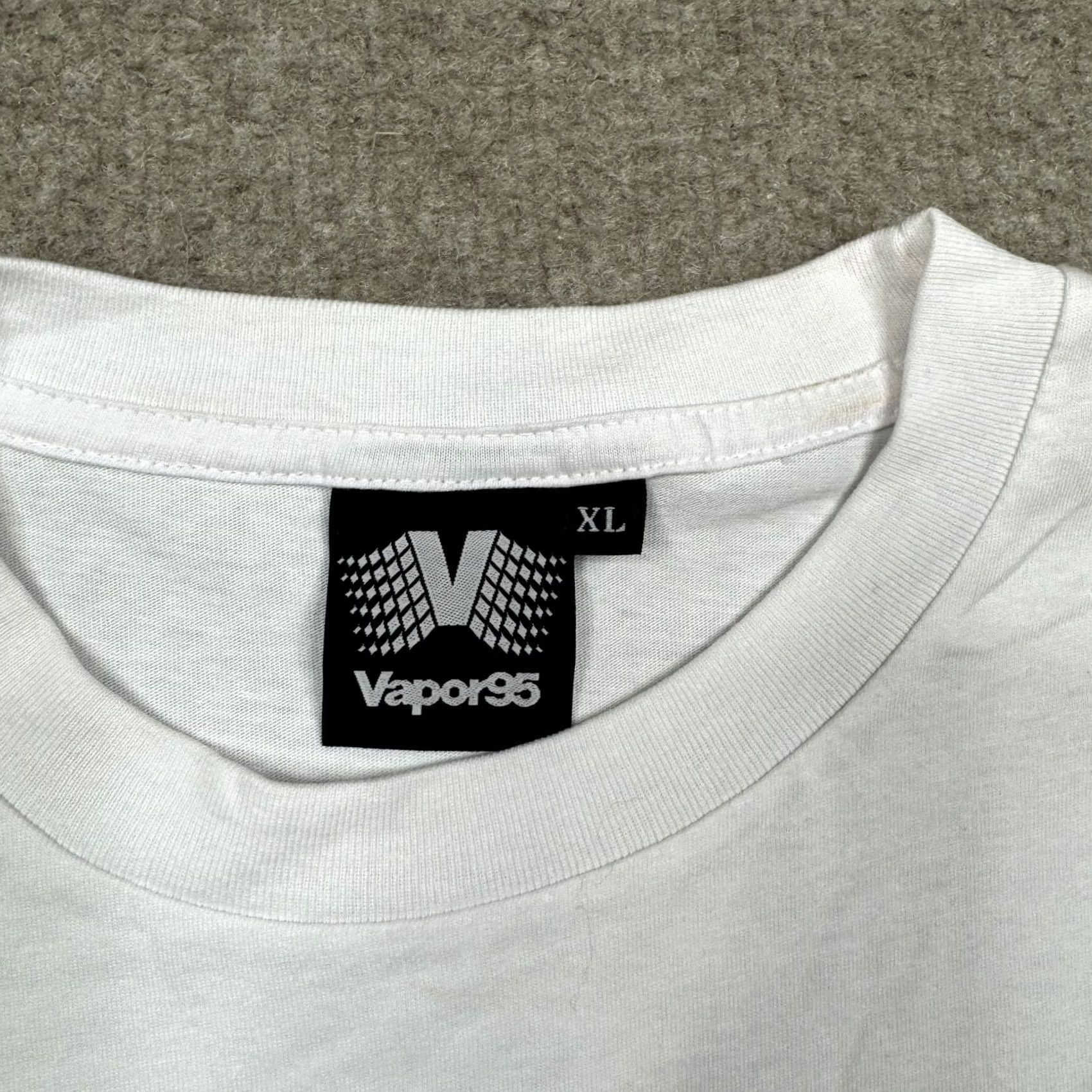 Vintage Vapor95 Shirt XL White Streetwear Graphic Tee Long Sleeve Crew Neck Men's Size US XL / EU 56 / 4 - 3 Thumbnail
