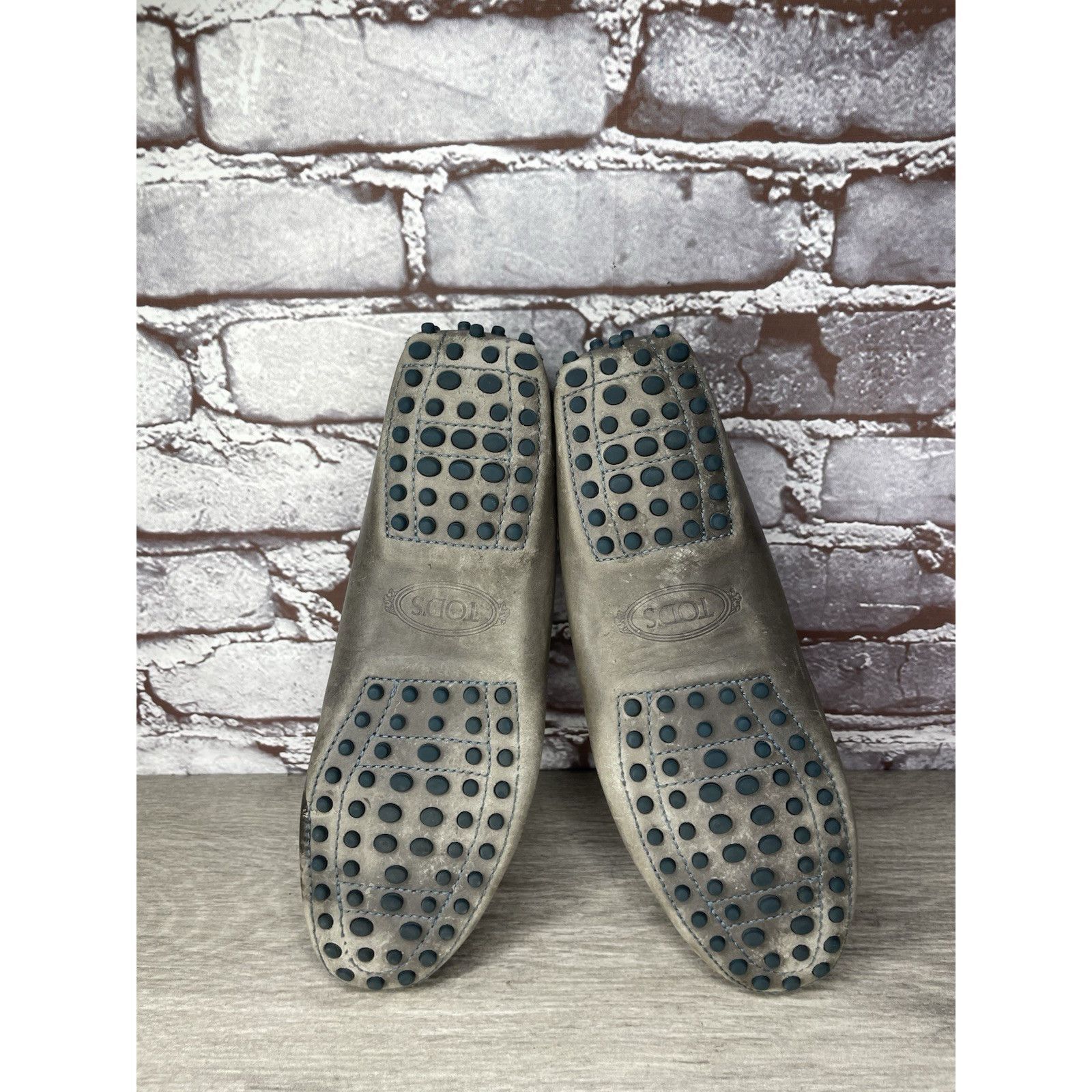 Tod's Tod's Gommino Gray Leather Moccasin Driving Loafers Women’s Size US 8 / IT 38 - 20 Thumbnail