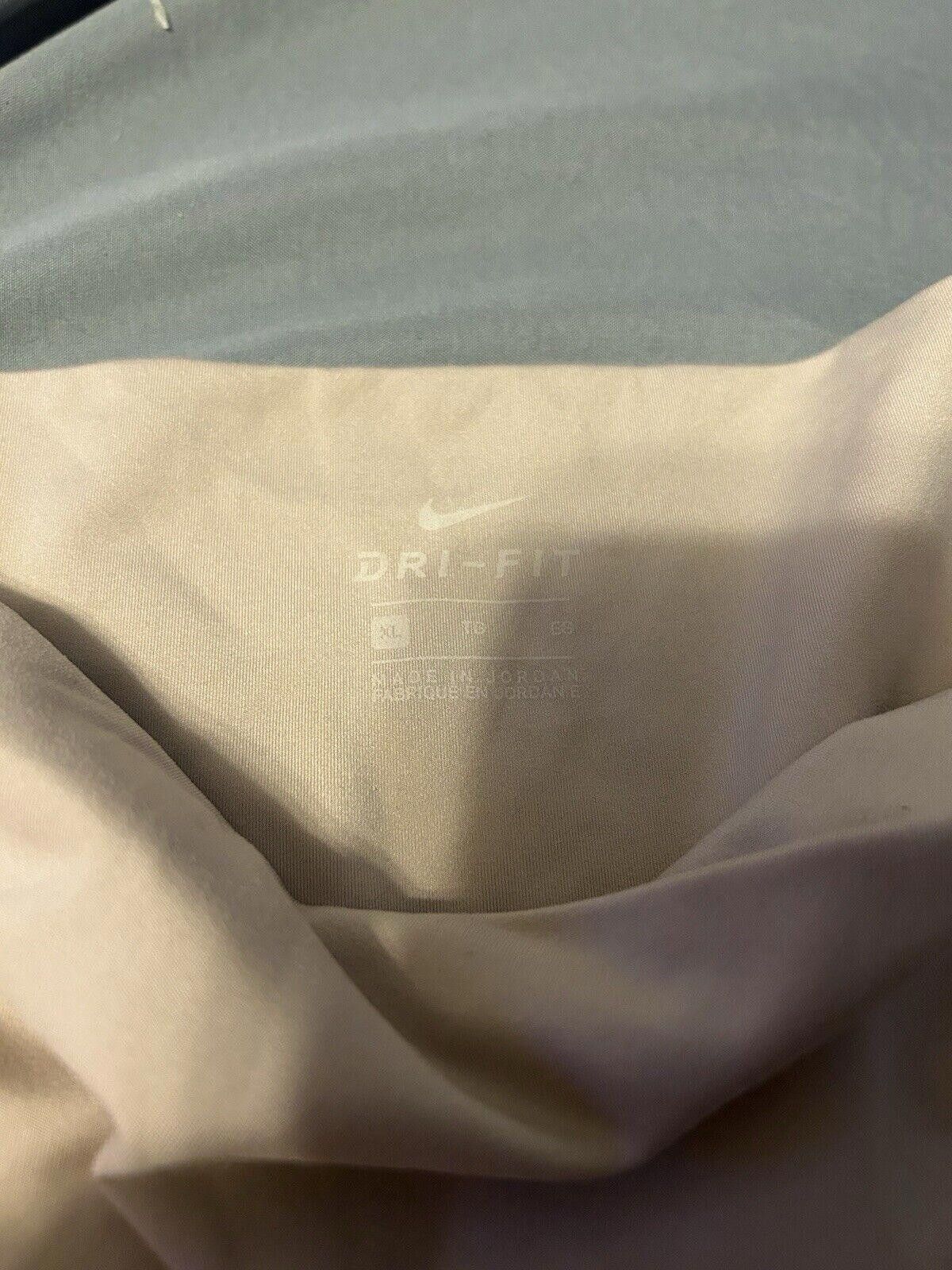 Nike Nike Capri Leggings Size Xl Size 40" / US 18 - 3 Thumbnail