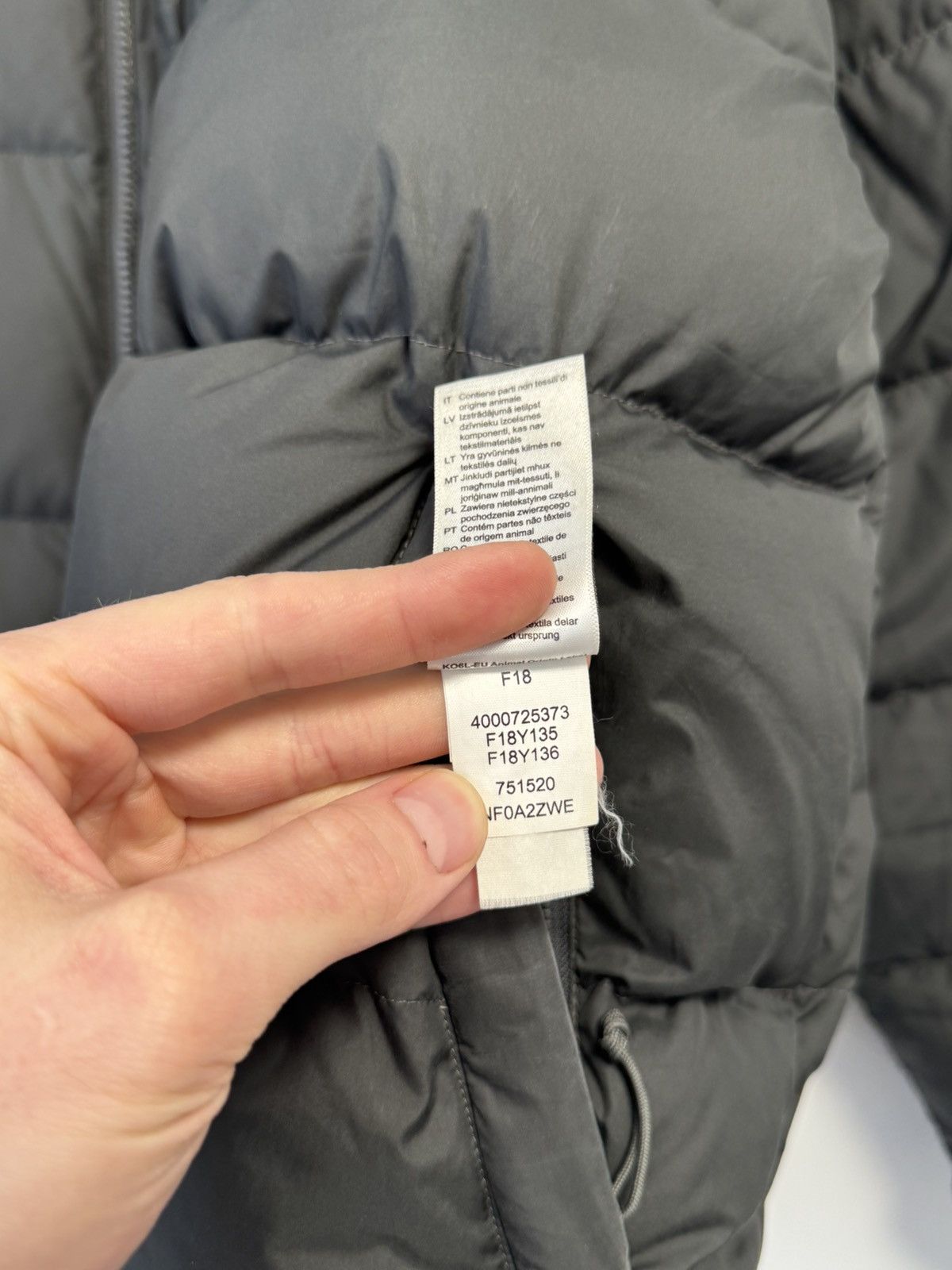 The North Face The North Face 700 Down Jacket Black/Gray Puffer Size US L / EU 52-54 / 3 - 18 Thumbnail