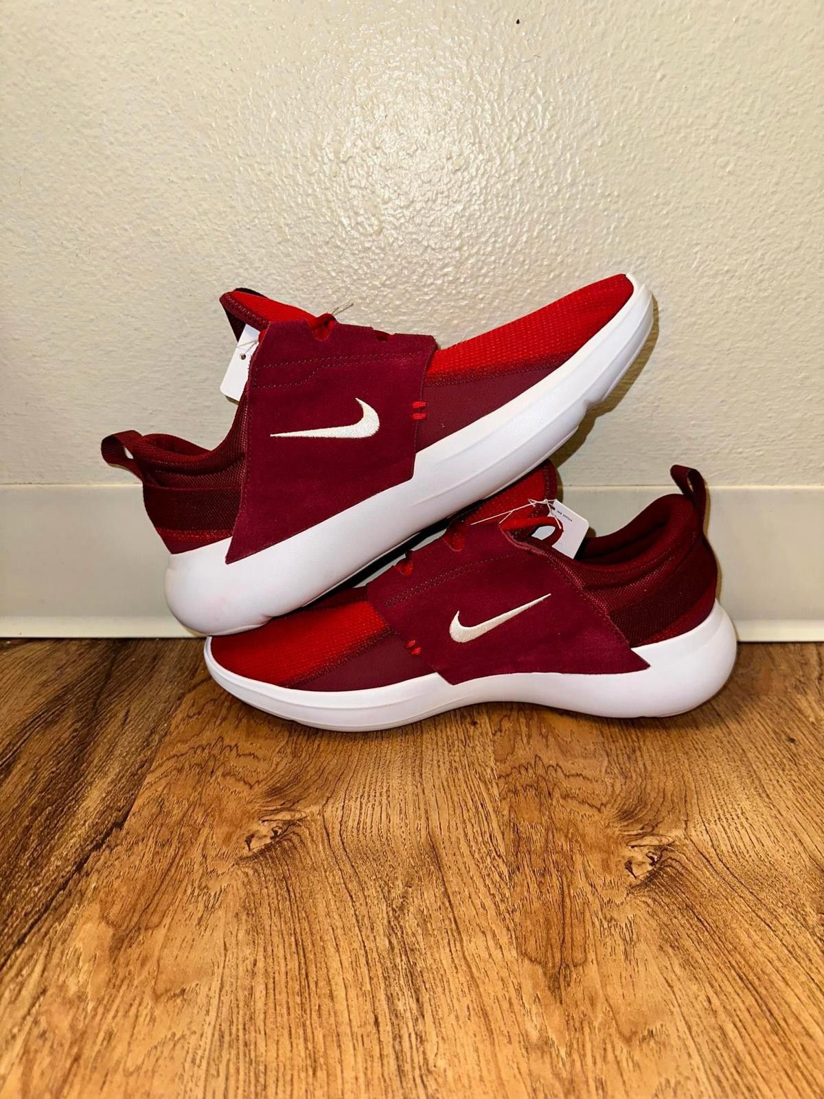 Nike Nike E-Series AD Team Red Sample Size US 9 / EU 42 - 10 Thumbnail