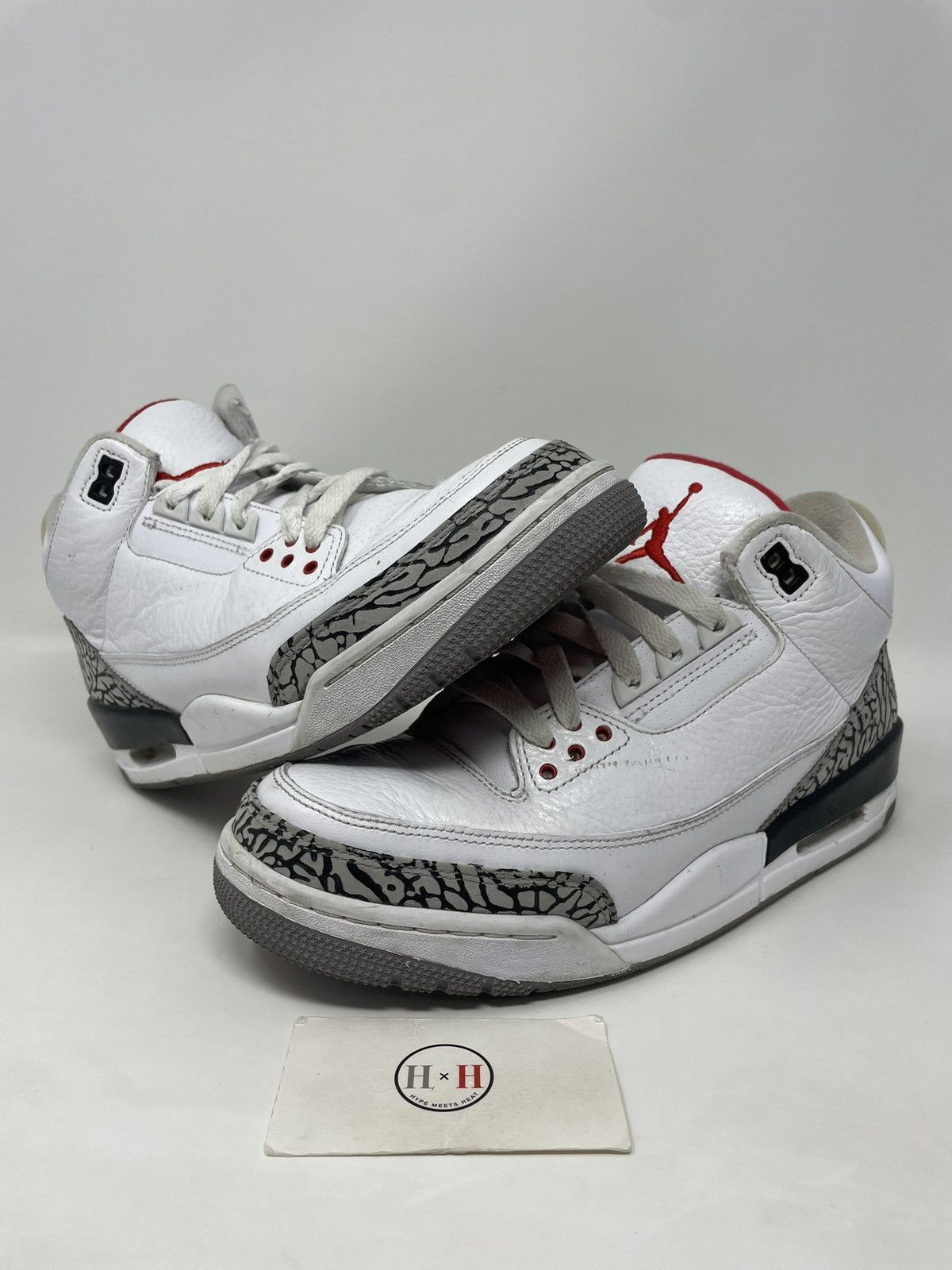 Air Jordan Retro White Cement 2011
